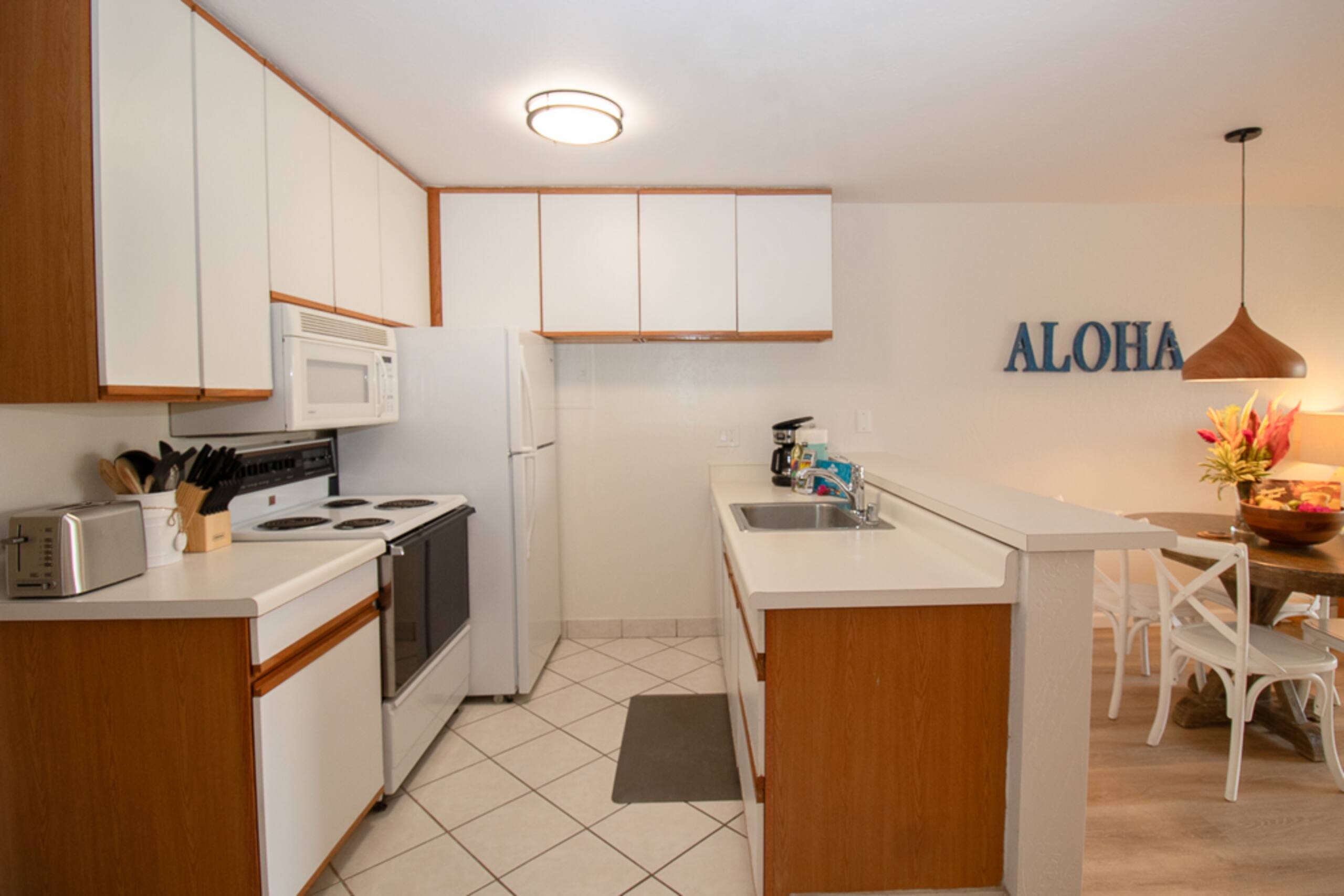 Condo in Kihei · ★4.0 · 1 bedroom · 2 beds · No bathroom - Image 20
