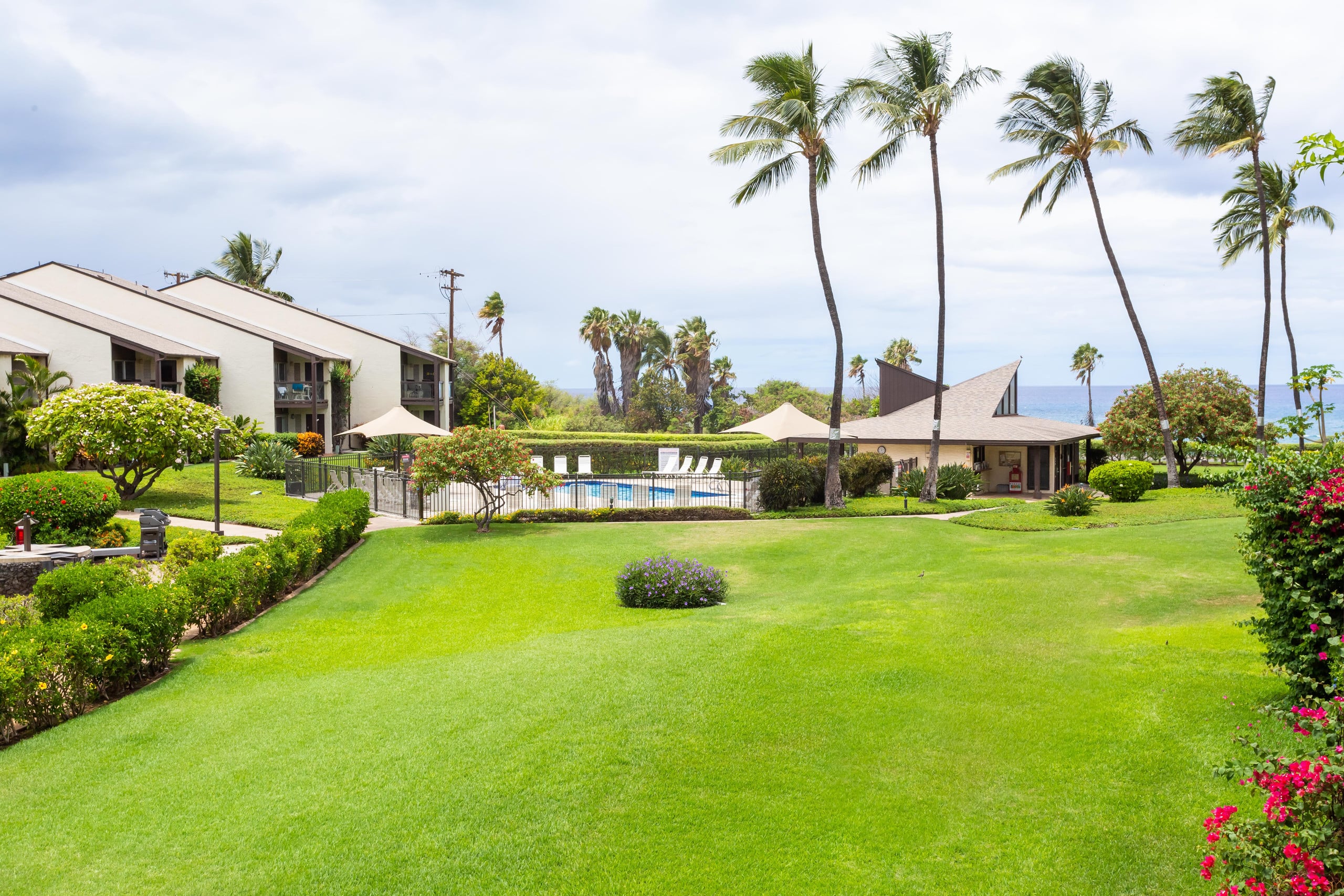Condo in Kihei · ★4.75 · 1 bedroom · 2 beds · No bathroom - Image 1