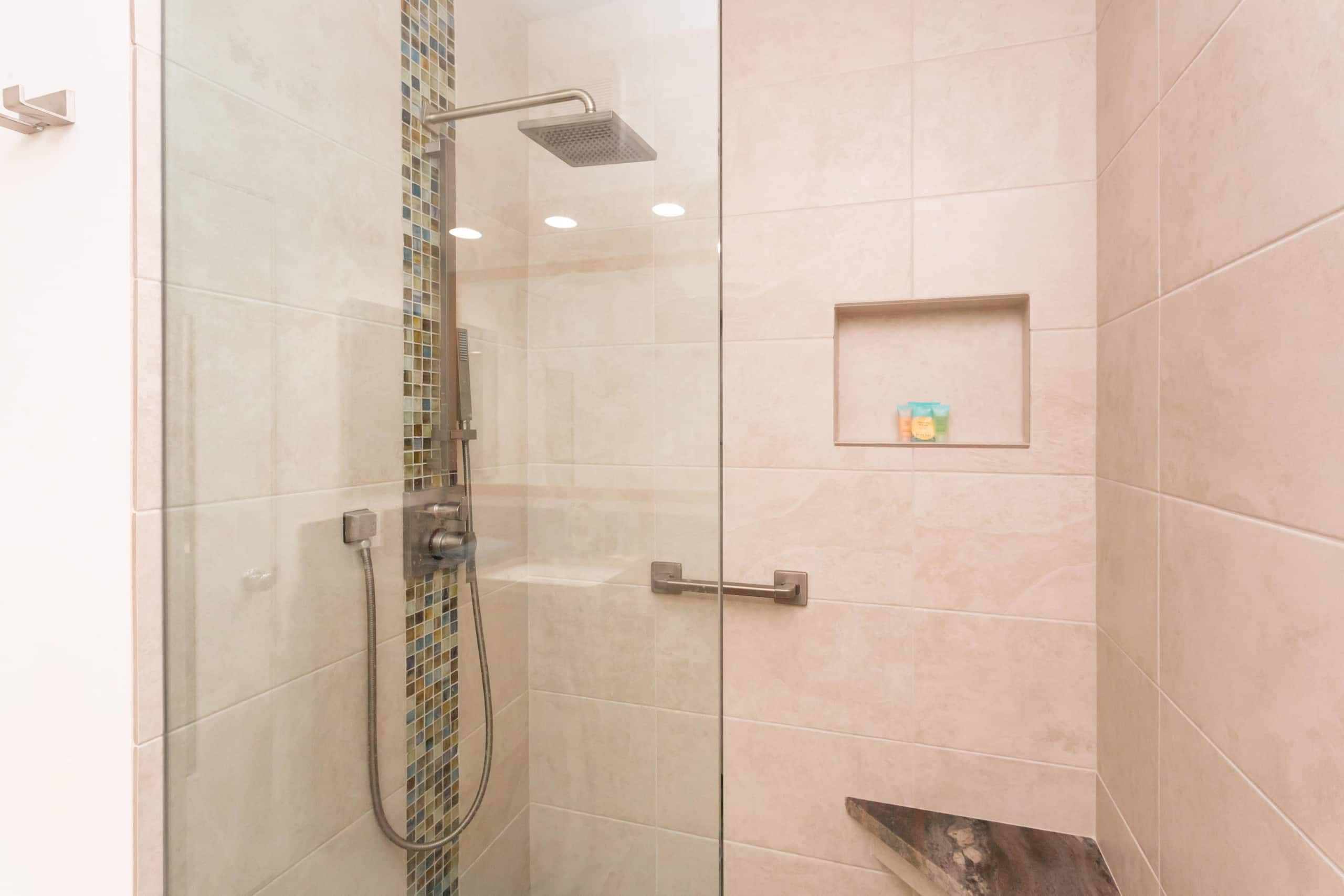 Condo in Kihei · ★4.75 · 1 bedroom · 2 beds · No bathroom - Image 20