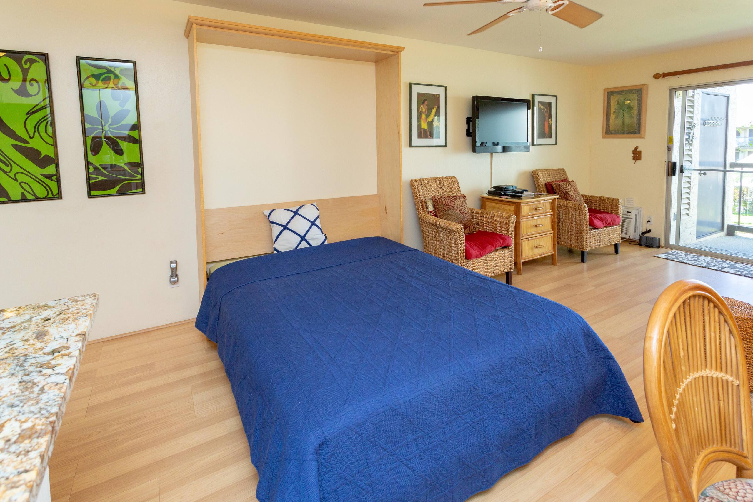 Condo in Kihei · ★4.8 · 1 bedroom · 2 beds · 1 bath - Image 9