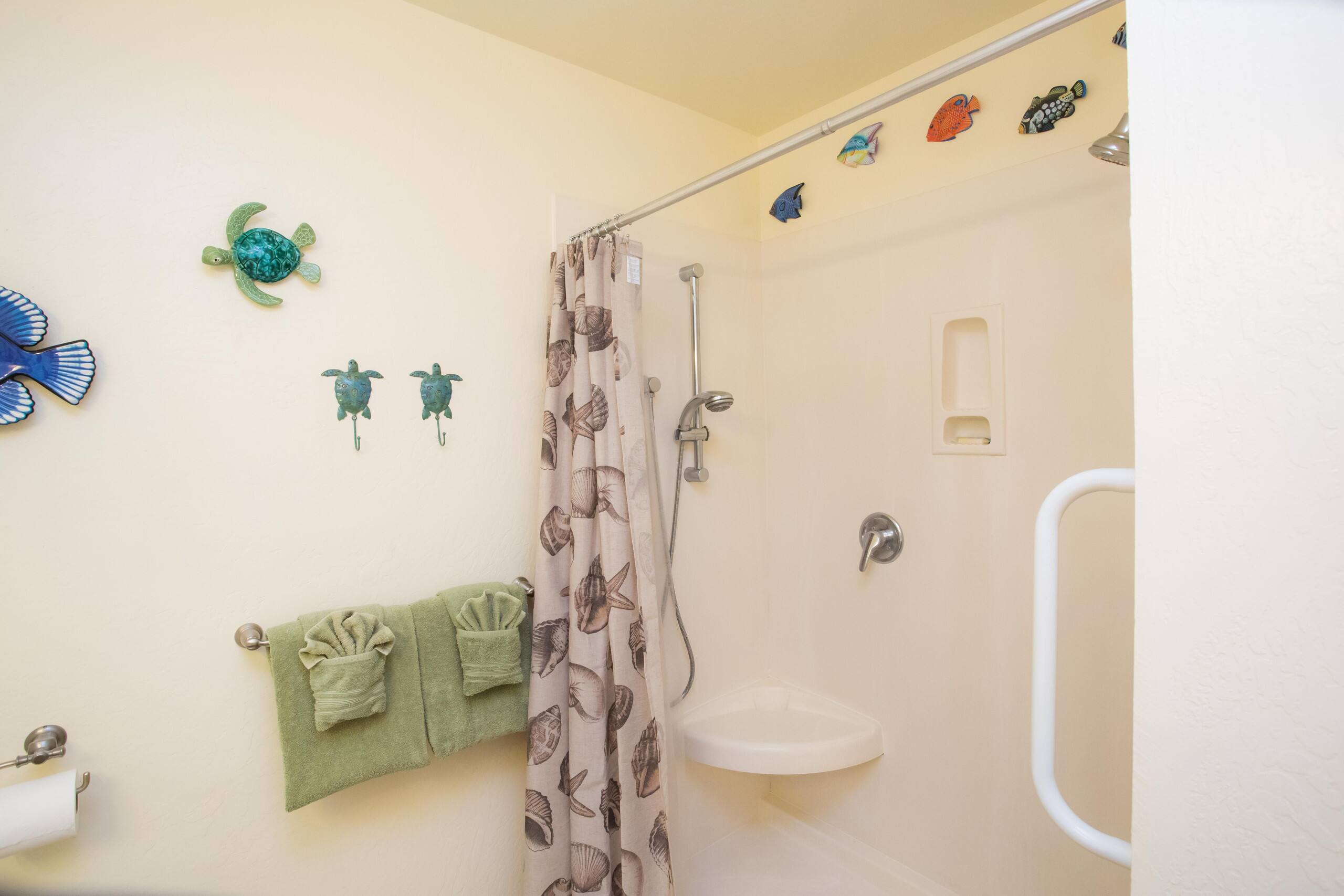 Condo in Kihei · ★4.8 · 1 bedroom · 2 beds · 1 bath - Image 20