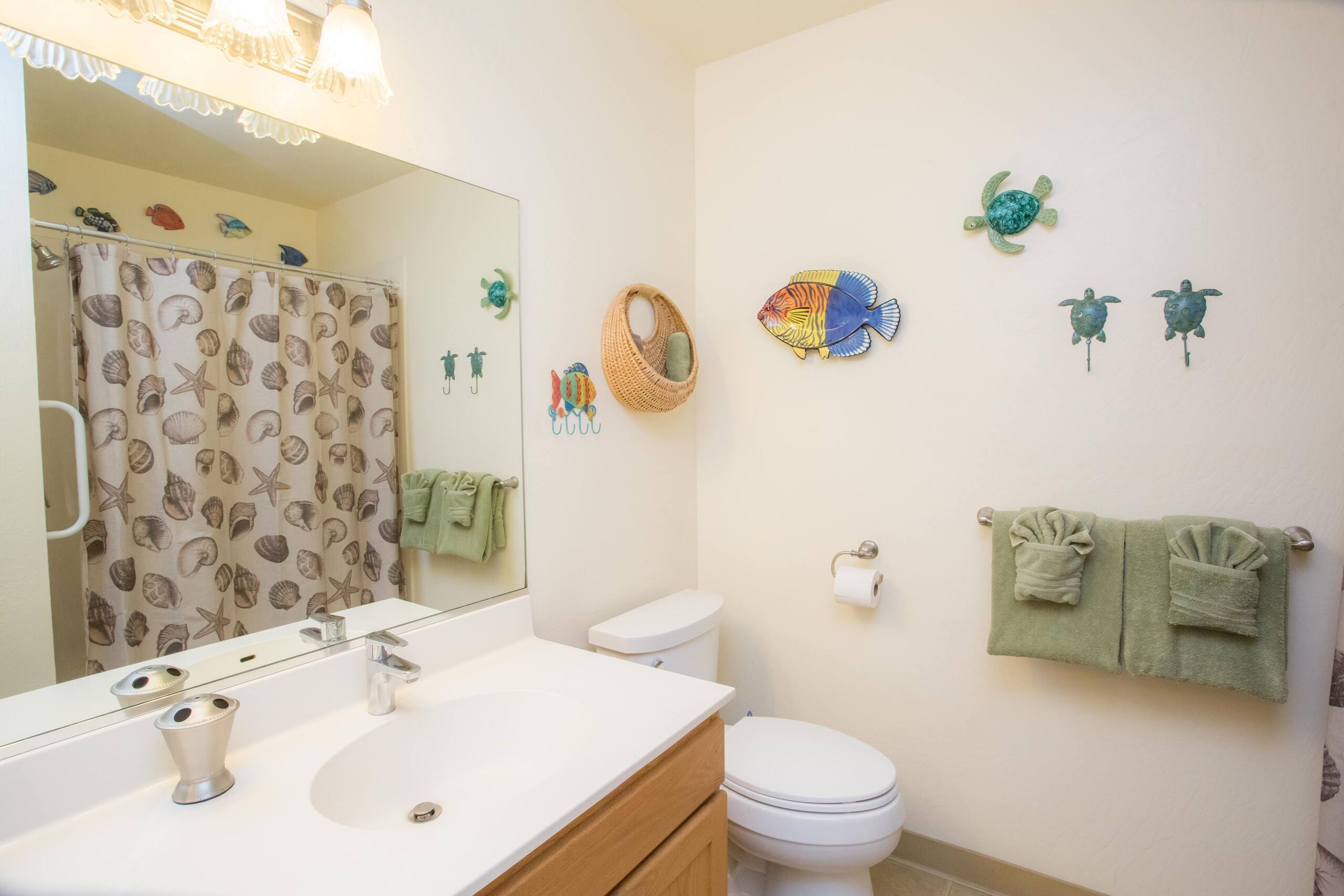 Condo in Kihei · ★4.8 · 1 bedroom · 2 beds · 1 bath - Image 18