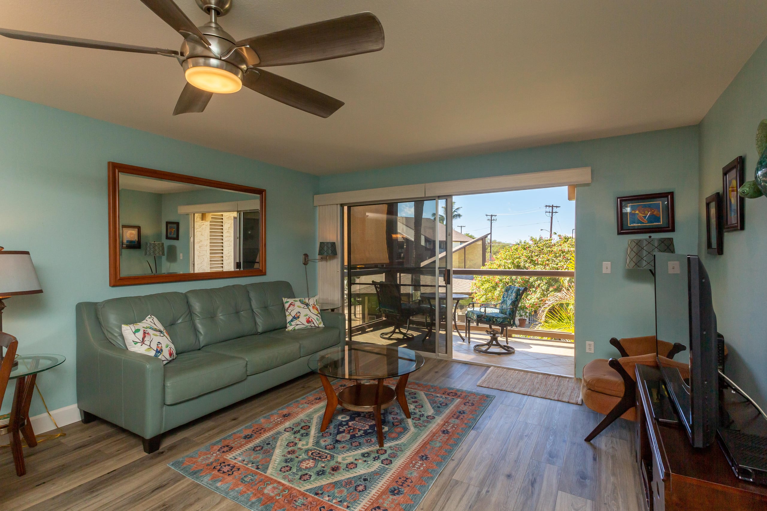 Condo in Kihei · ★4.8 · 1 bedroom · 2 beds · No bathroom - Image 18
