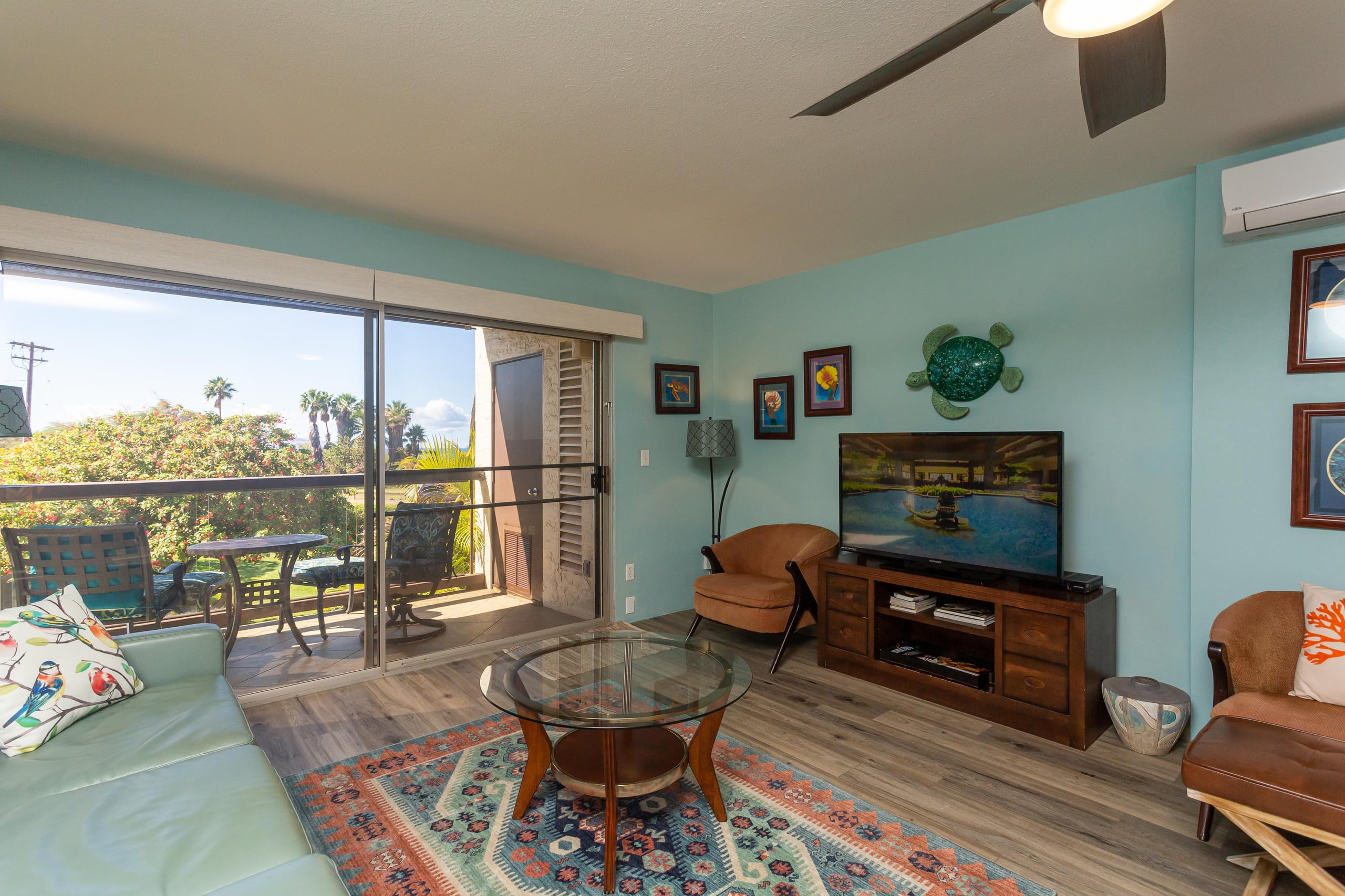 Condo in Kihei · ★4.8 · 1 bedroom · 2 beds · No bathroom - Image 22