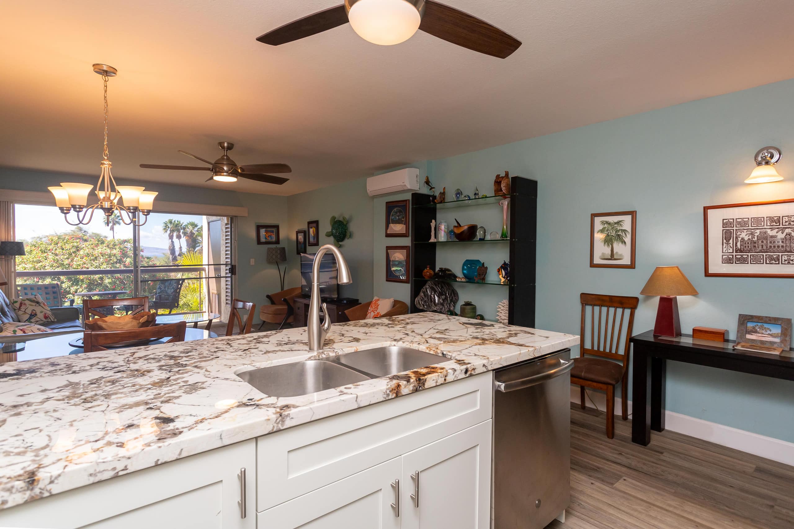 Condo in Kihei · ★4.8 · 1 bedroom · 2 beds · No bathroom - Image 32