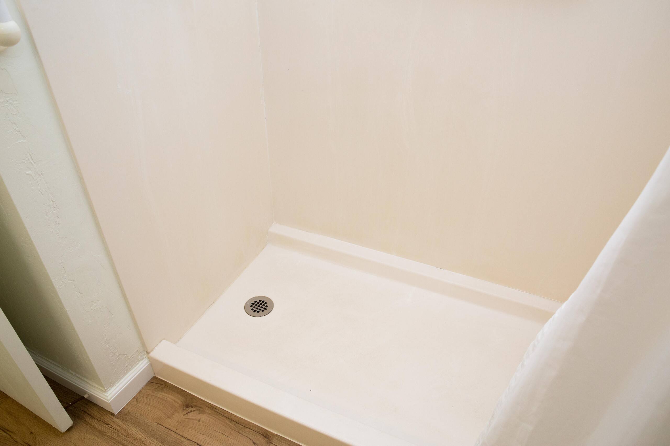 Condo in Kihei · ★4.5 · 1 bedroom · 2 beds · No bathroom - Image 18