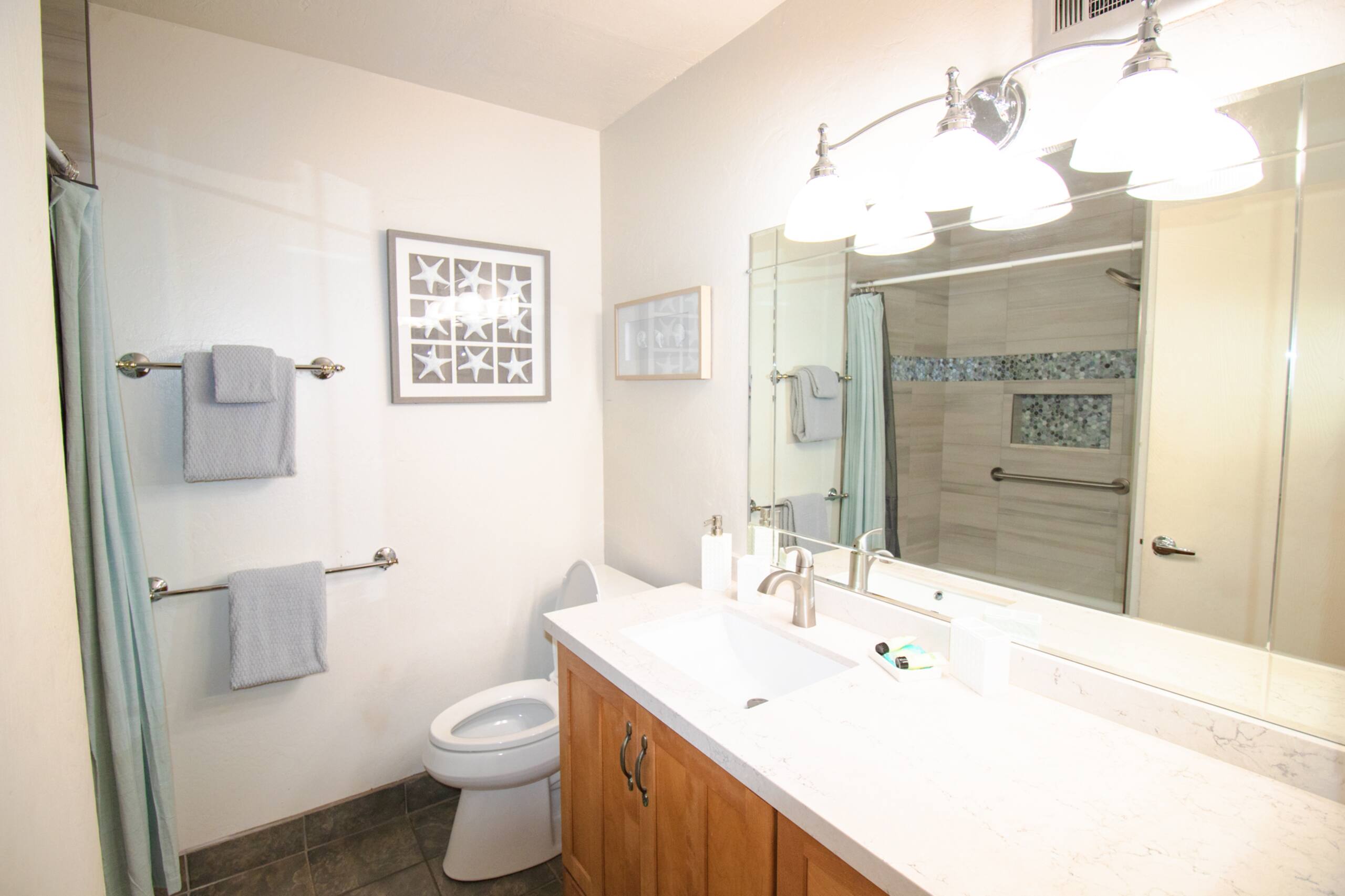 Condo in Kihei · ★4.67 · 1 bedroom · 2 beds · 1 bath - Image 19