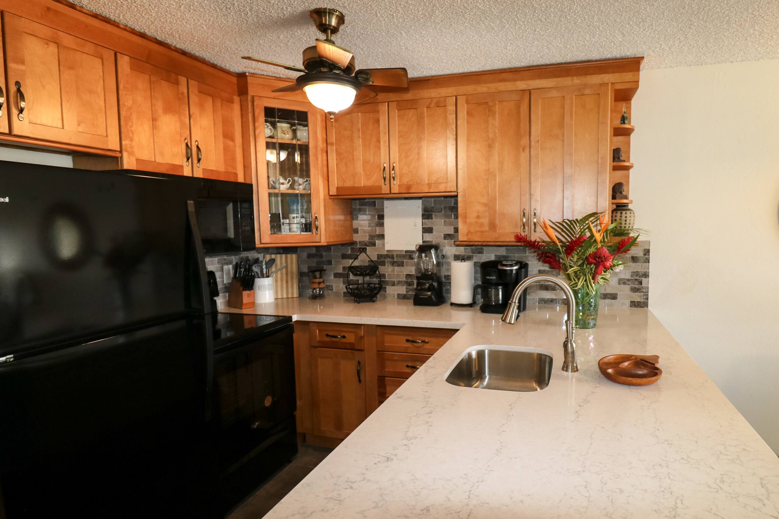 Condo in Kihei · ★4.67 · 1 bedroom · 2 beds · 1 bath - Image 15