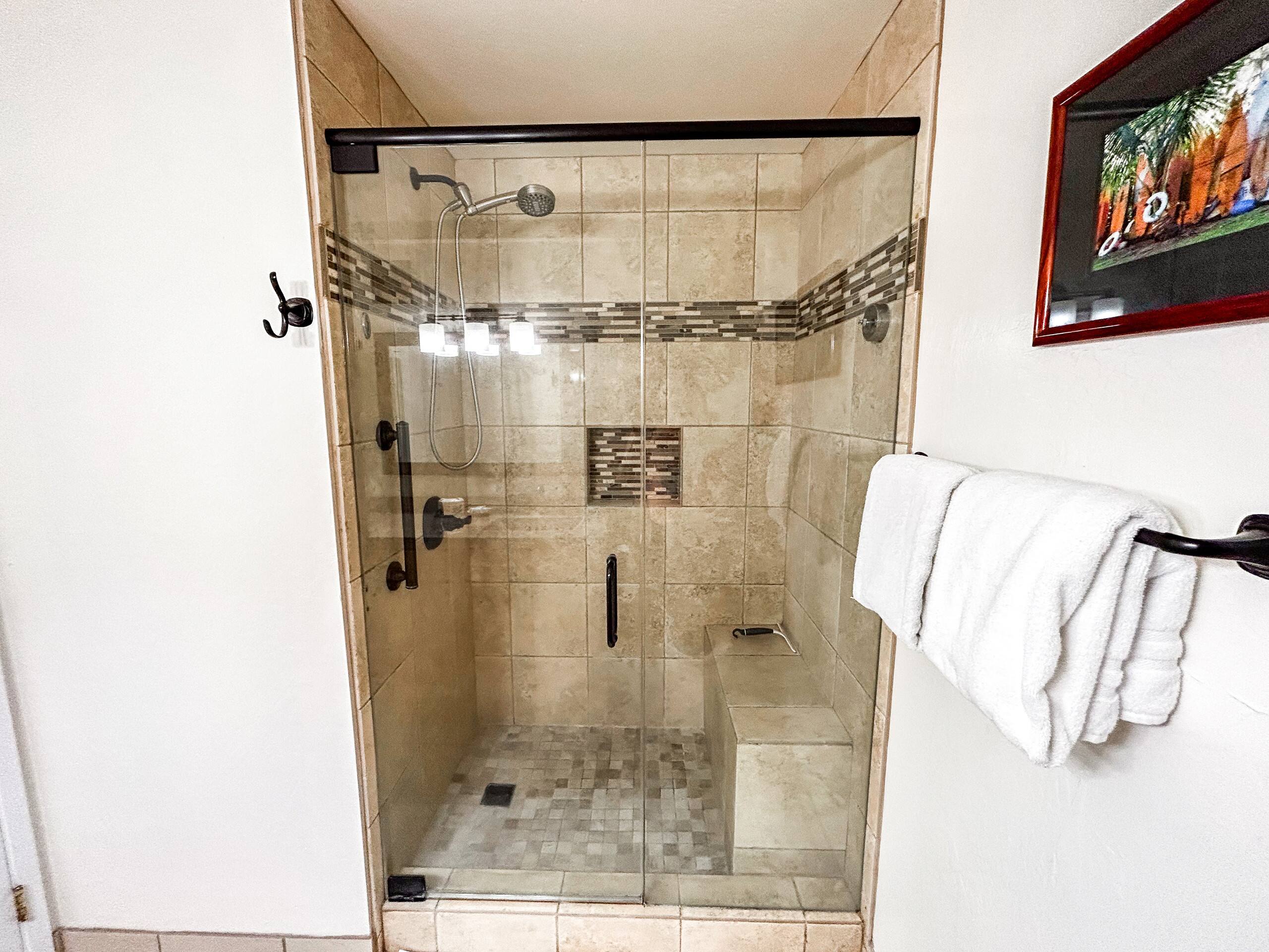 Condo in Kihei · ★4.89 · 2 bedrooms · 3 beds · No bathroom - Image 13