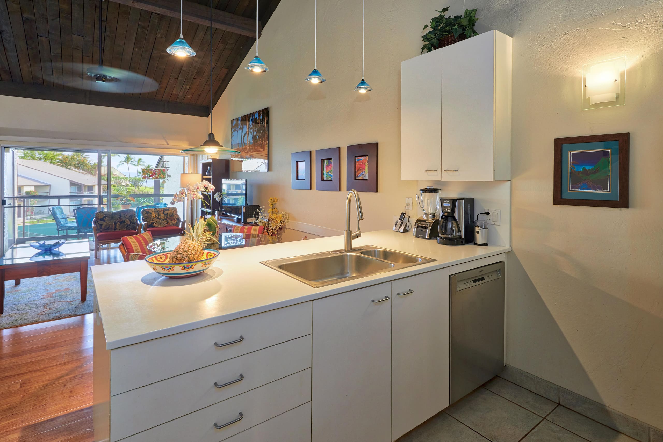 Condo in Kihei · ★4.25 · 2 bedrooms · 3 beds · No bathroom - Image 10