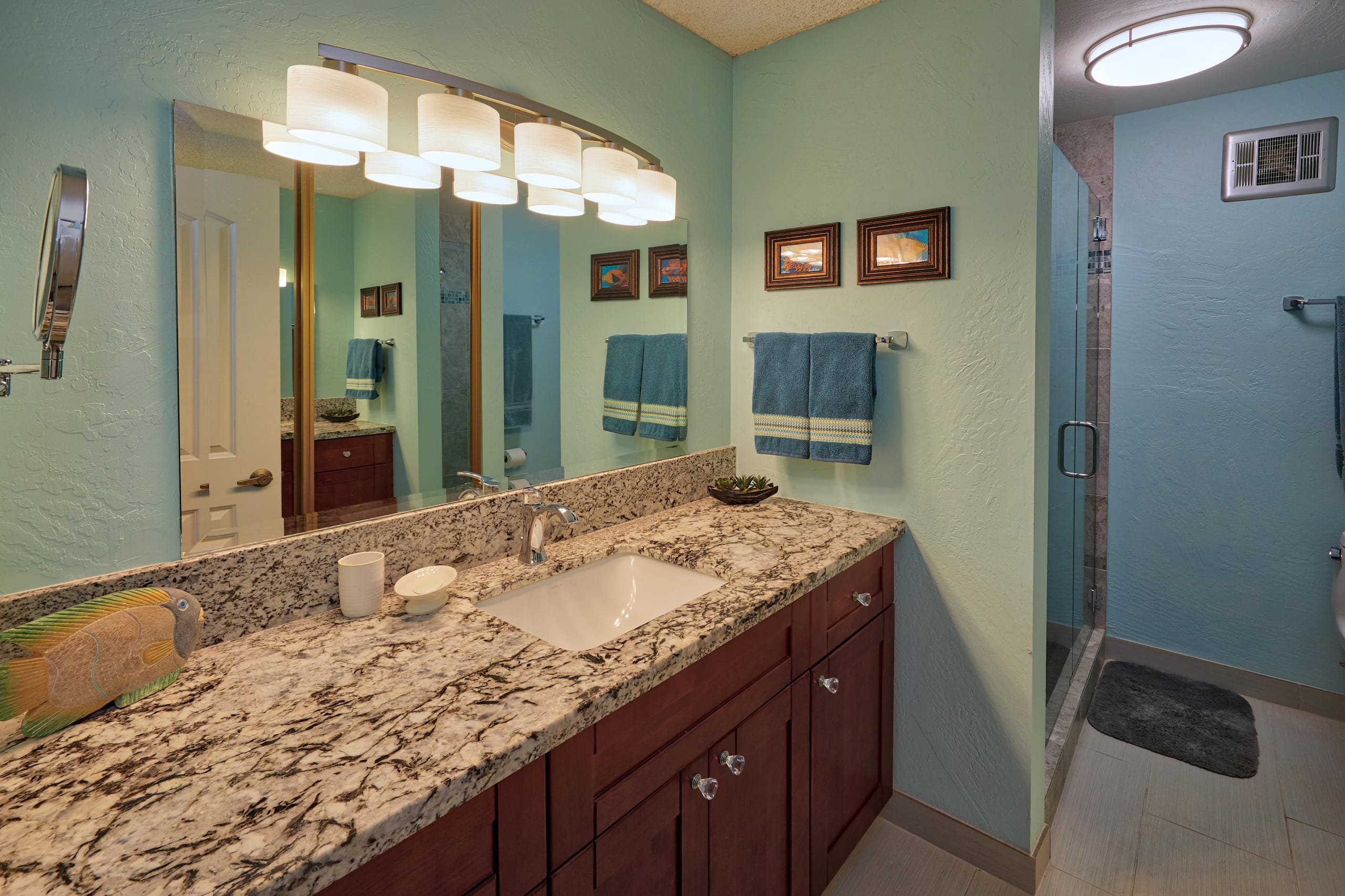 Condo in Kihei · ★4.25 · 2 bedrooms · 3 beds · No bathroom - Image 18