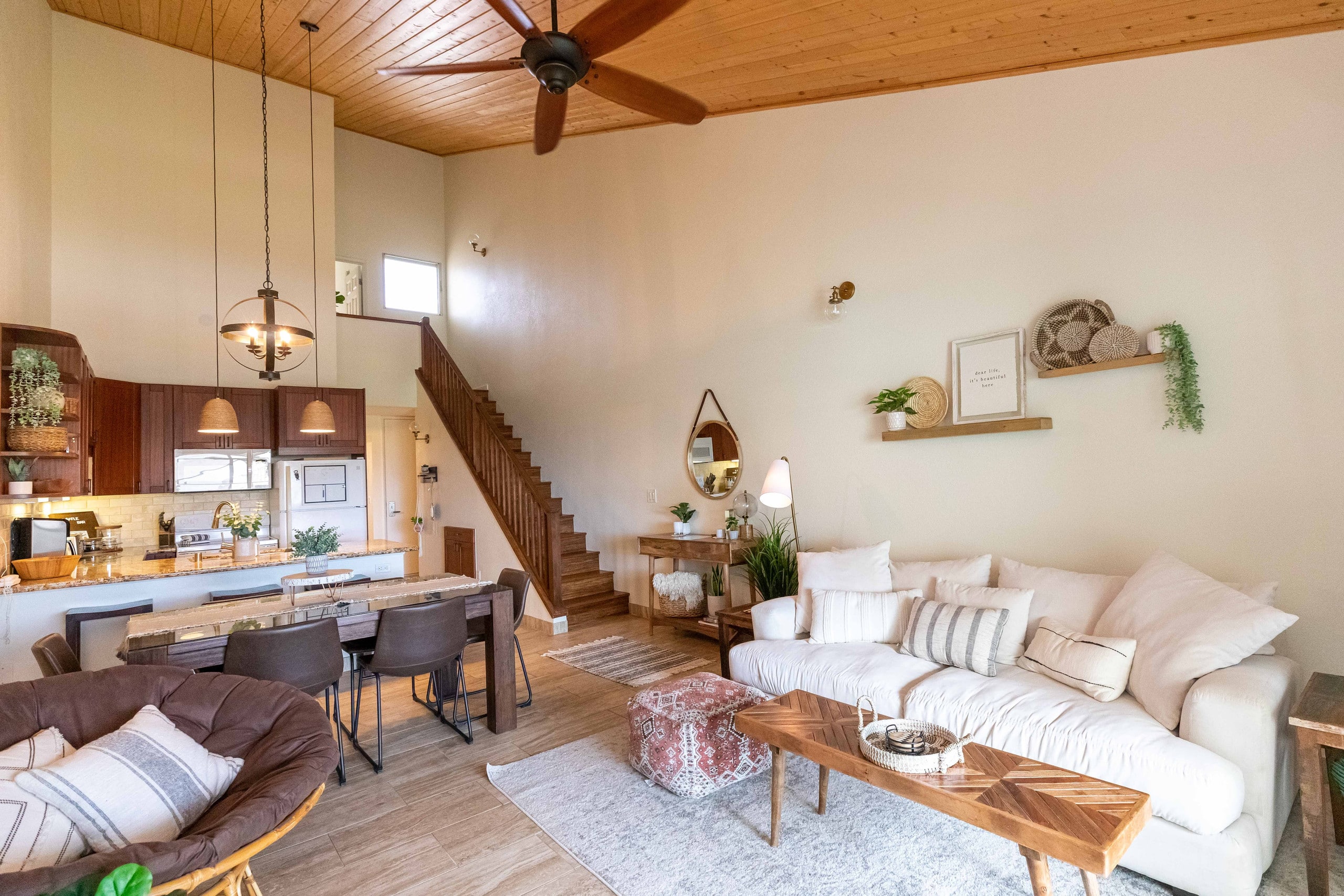 Condo in Kihei · ★4.92 · 2 bedrooms · 2 beds · No bathroom - Image 13