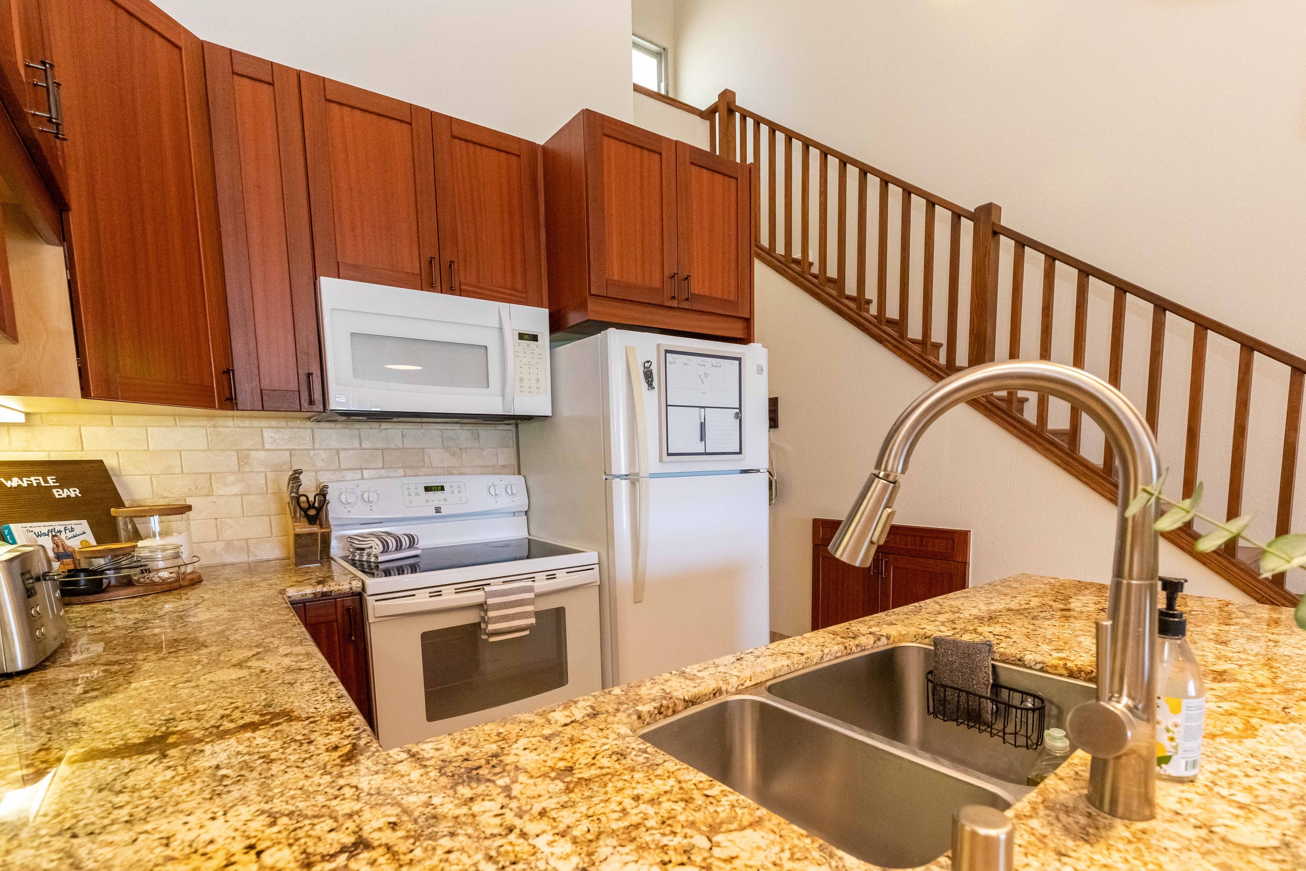 Condo in Kihei · ★4.92 · 2 bedrooms · 2 beds · No bathroom - Image 14