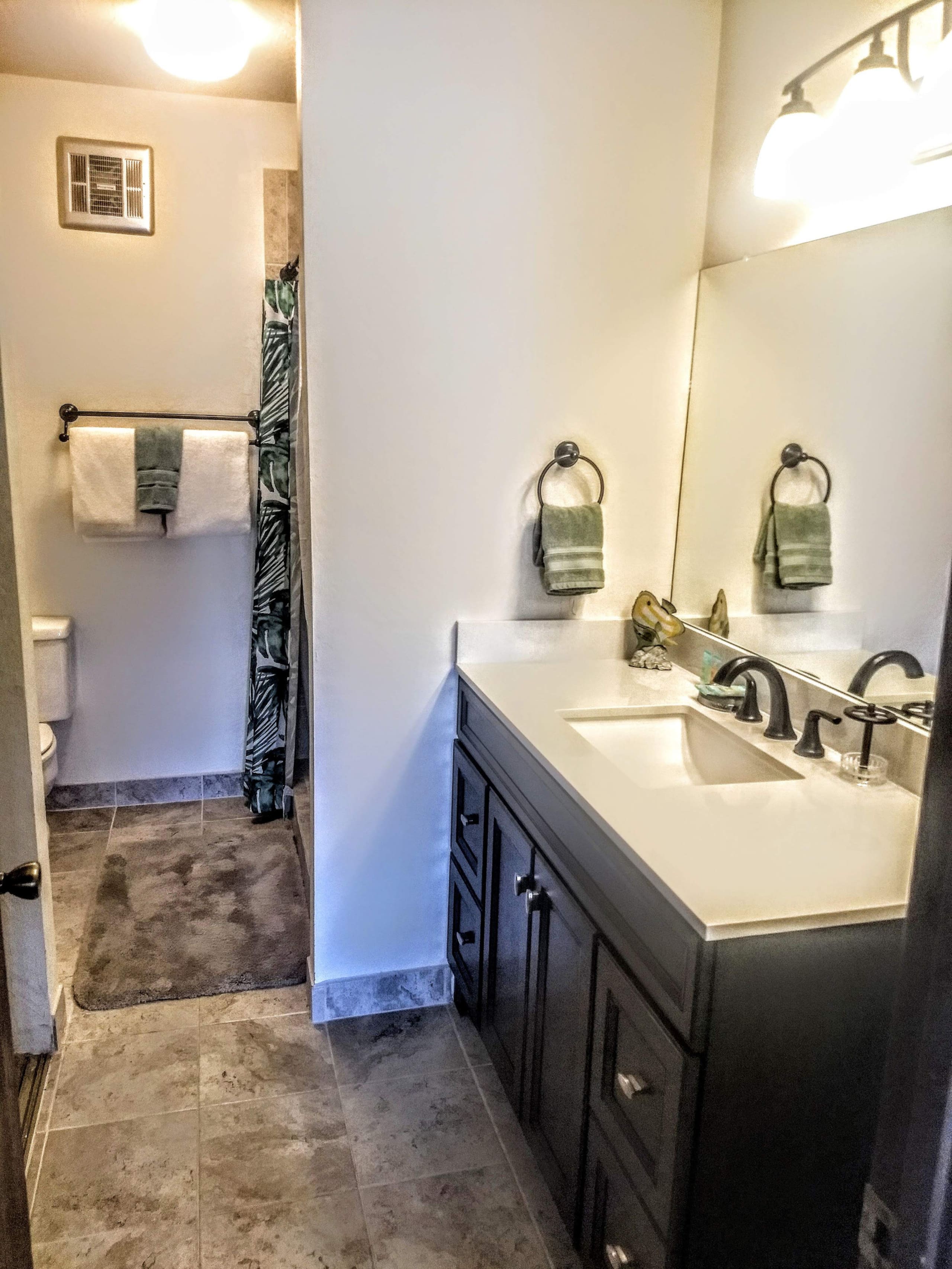 Condo in Kihei · ★4.67 · 2 bedrooms · 4 beds · No bathroom - Image 12