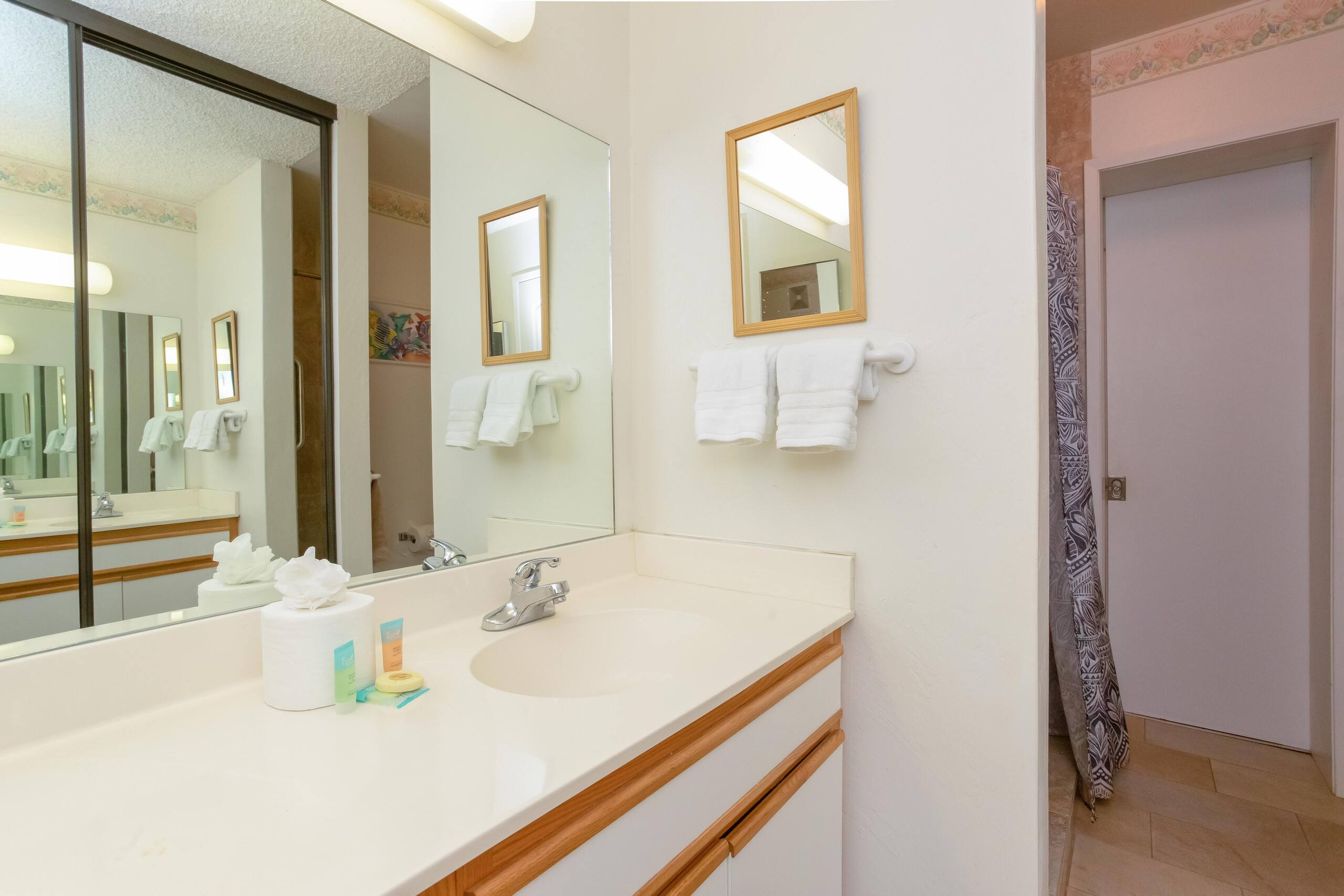 Condo in Kihei · ★4.6 · 2 bedrooms · 5 beds · 2 private baths - Image 24