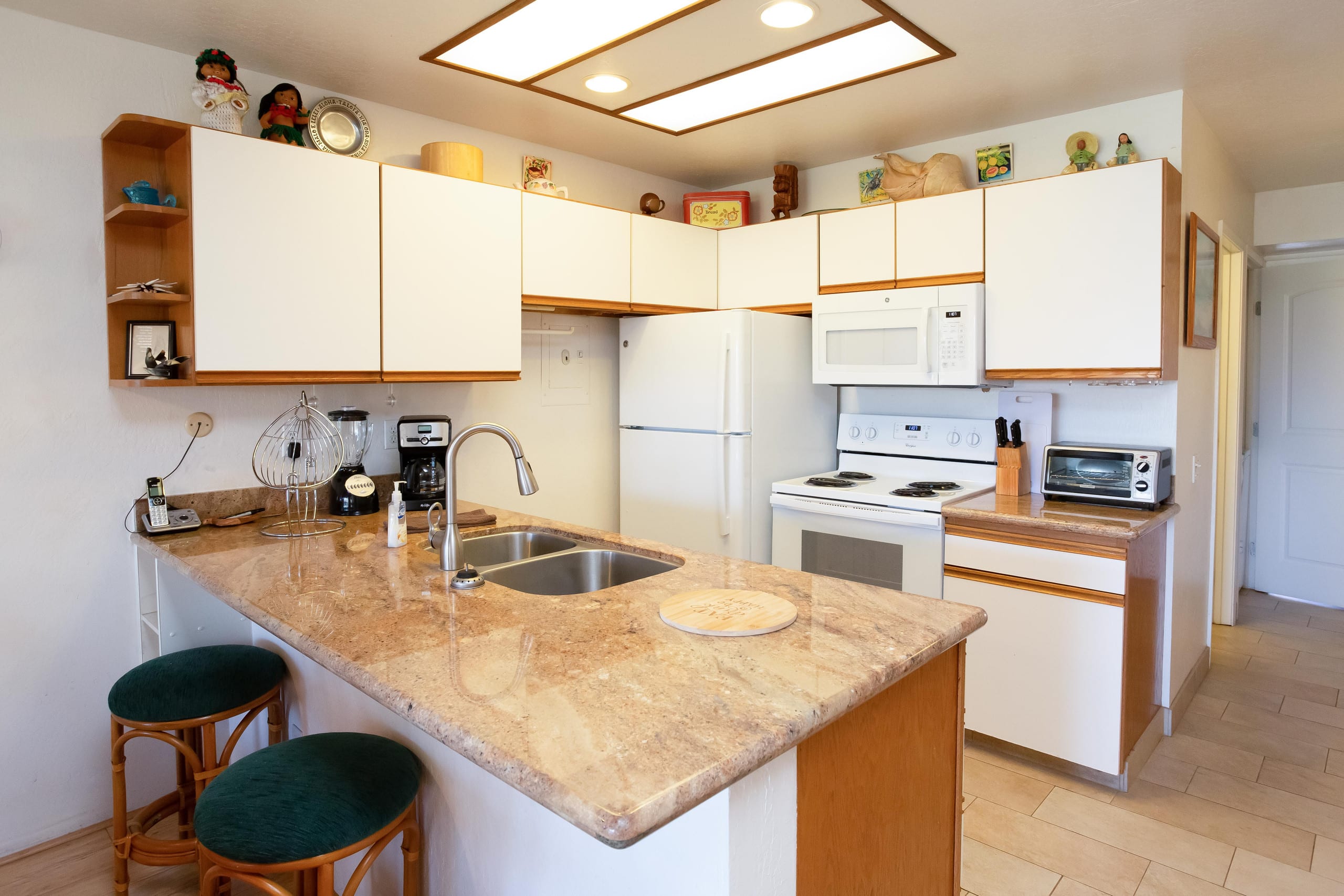 Condo in Kihei · ★4.6 · 2 bedrooms · 5 beds · 2 private baths - Image 10