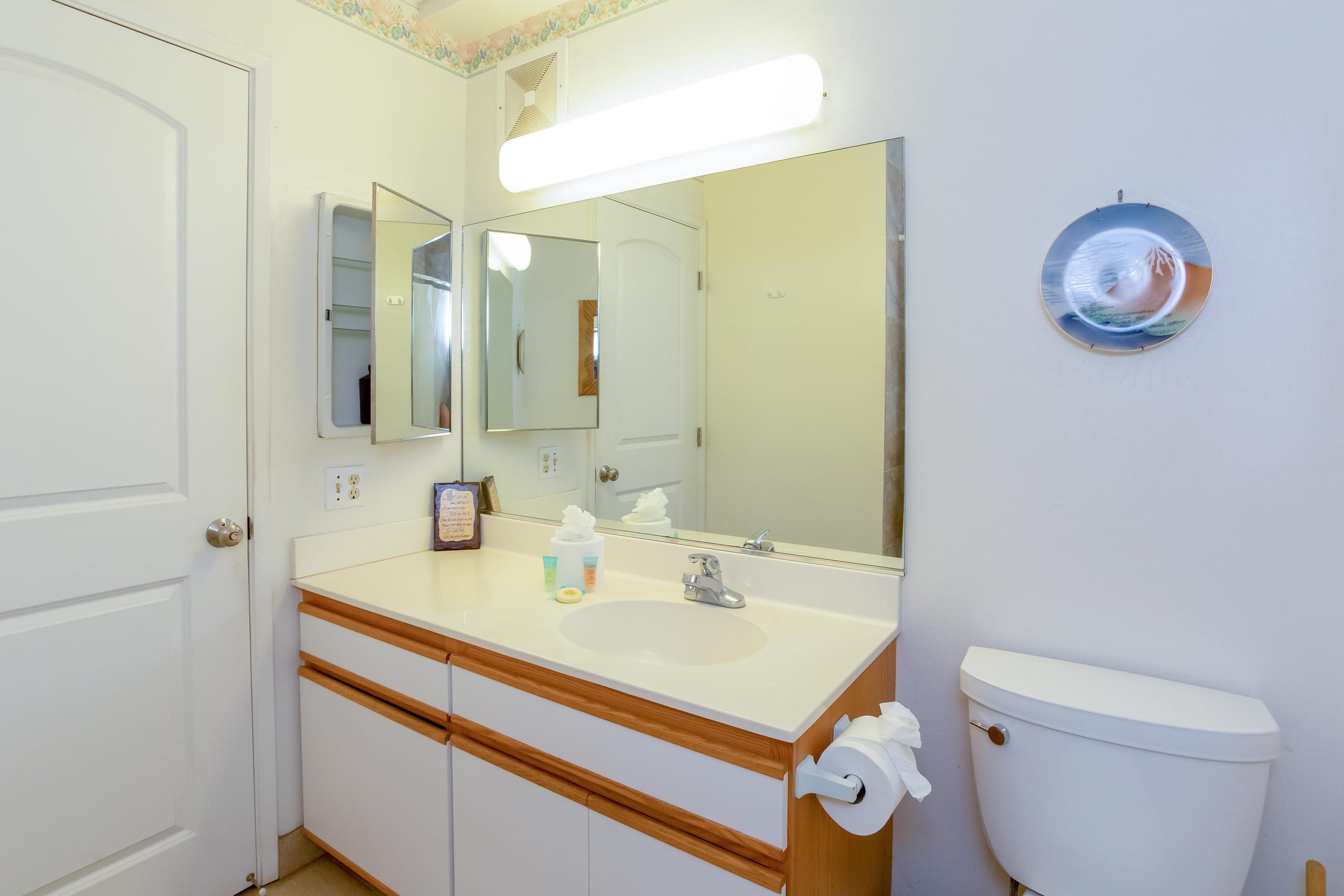 Condo in Kihei · ★4.6 · 2 bedrooms · 5 beds · 2 private baths - Image 13