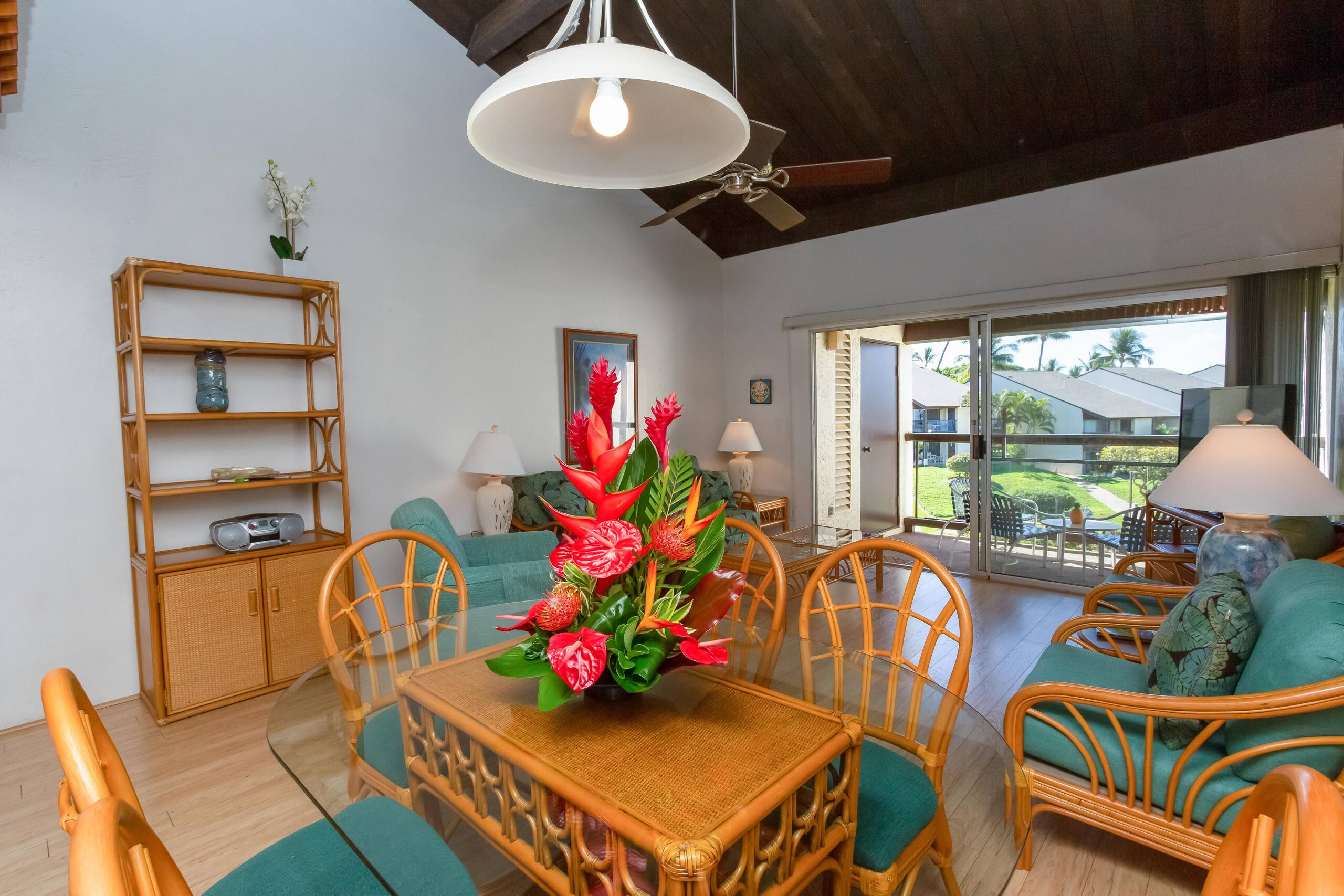 Condo in Kihei · ★4.6 · 2 bedrooms · 5 beds · 2 private baths - Image 8