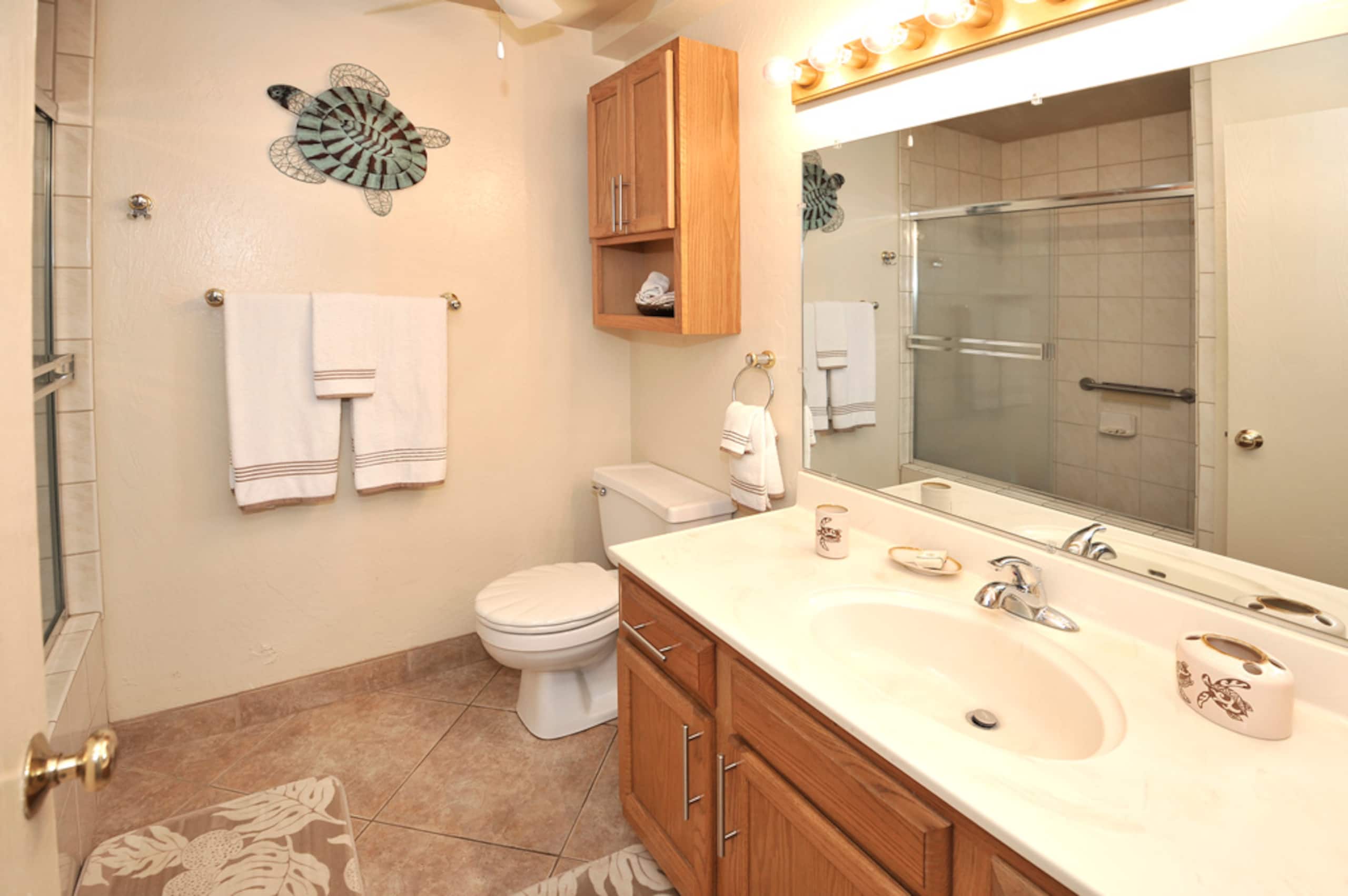Condo in Kihei · ★4.5 · 2 bedrooms · 5 beds · No bathroom - Image 8