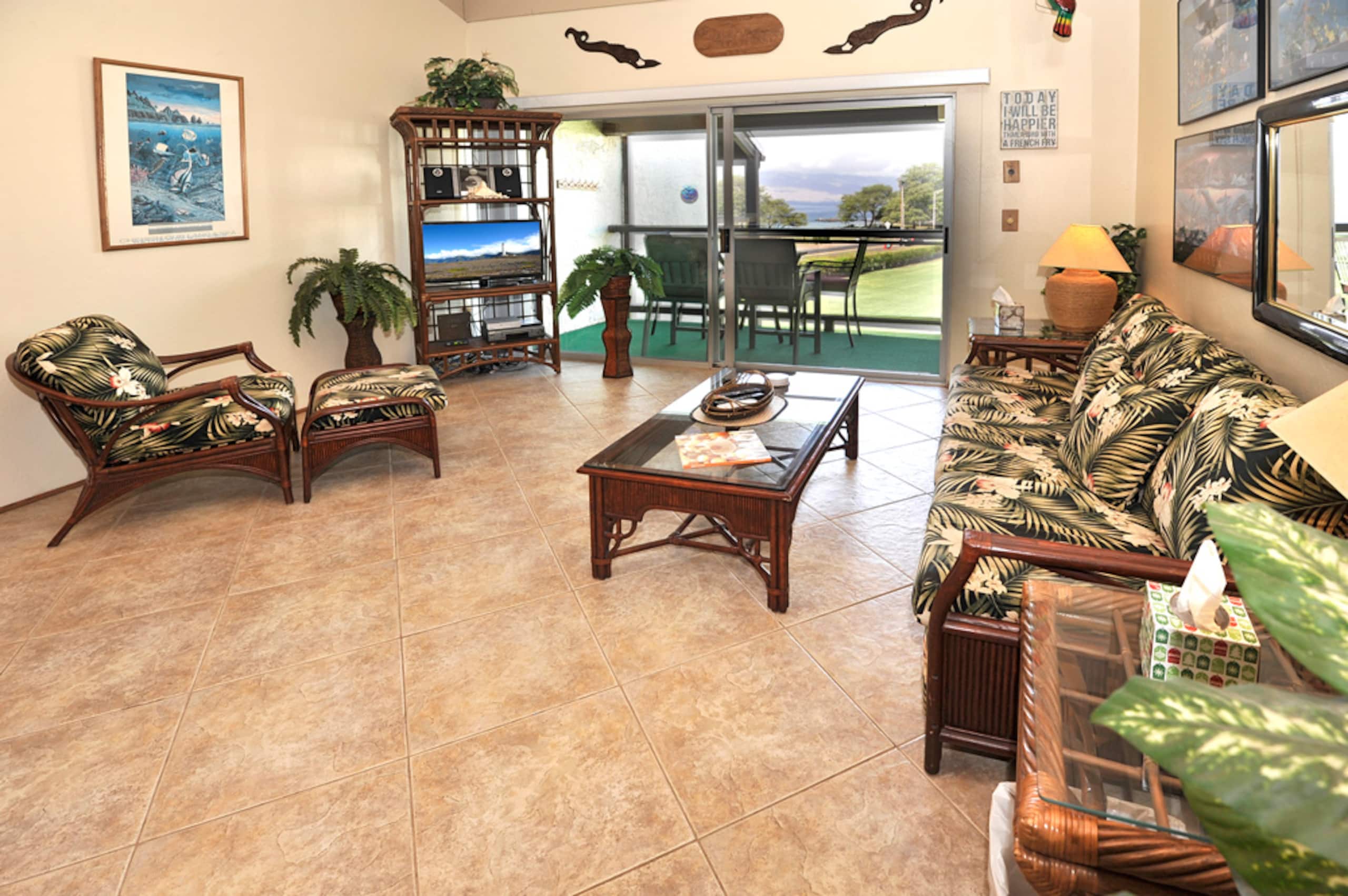 Condo in Kihei · ★4.5 · 2 bedrooms · 5 beds · No bathroom - Image 4