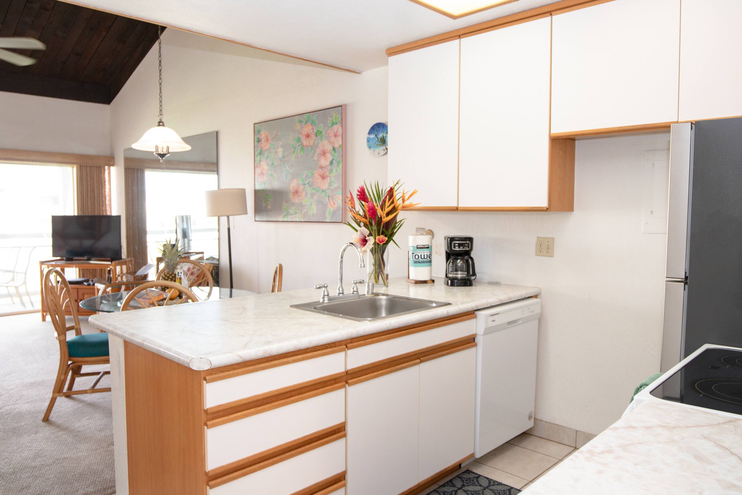 Condo in Kihei · ★4.5 · 2 bedrooms · 4 beds · No bathroom - Image 7