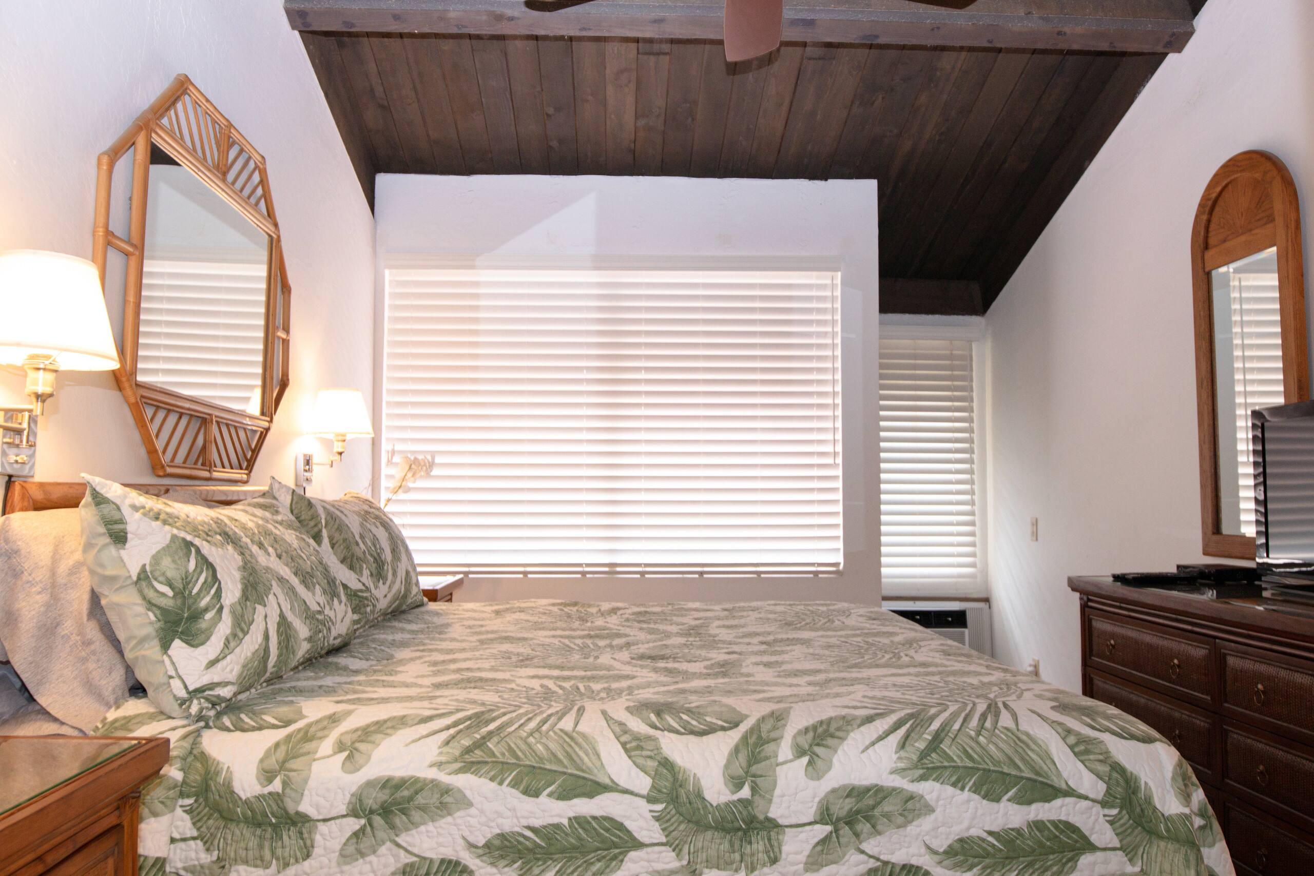 Condo in Kihei · ★4.5 · 2 bedrooms · 4 beds · No bathroom - Image 27