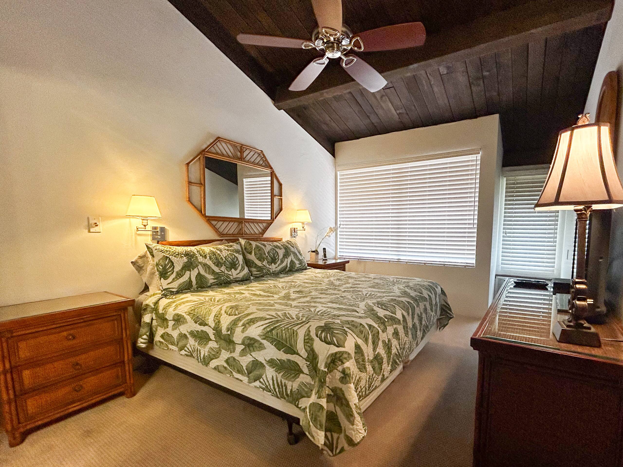 Condo in Kihei · ★4.5 · 2 bedrooms · 4 beds · No bathroom - Image 20