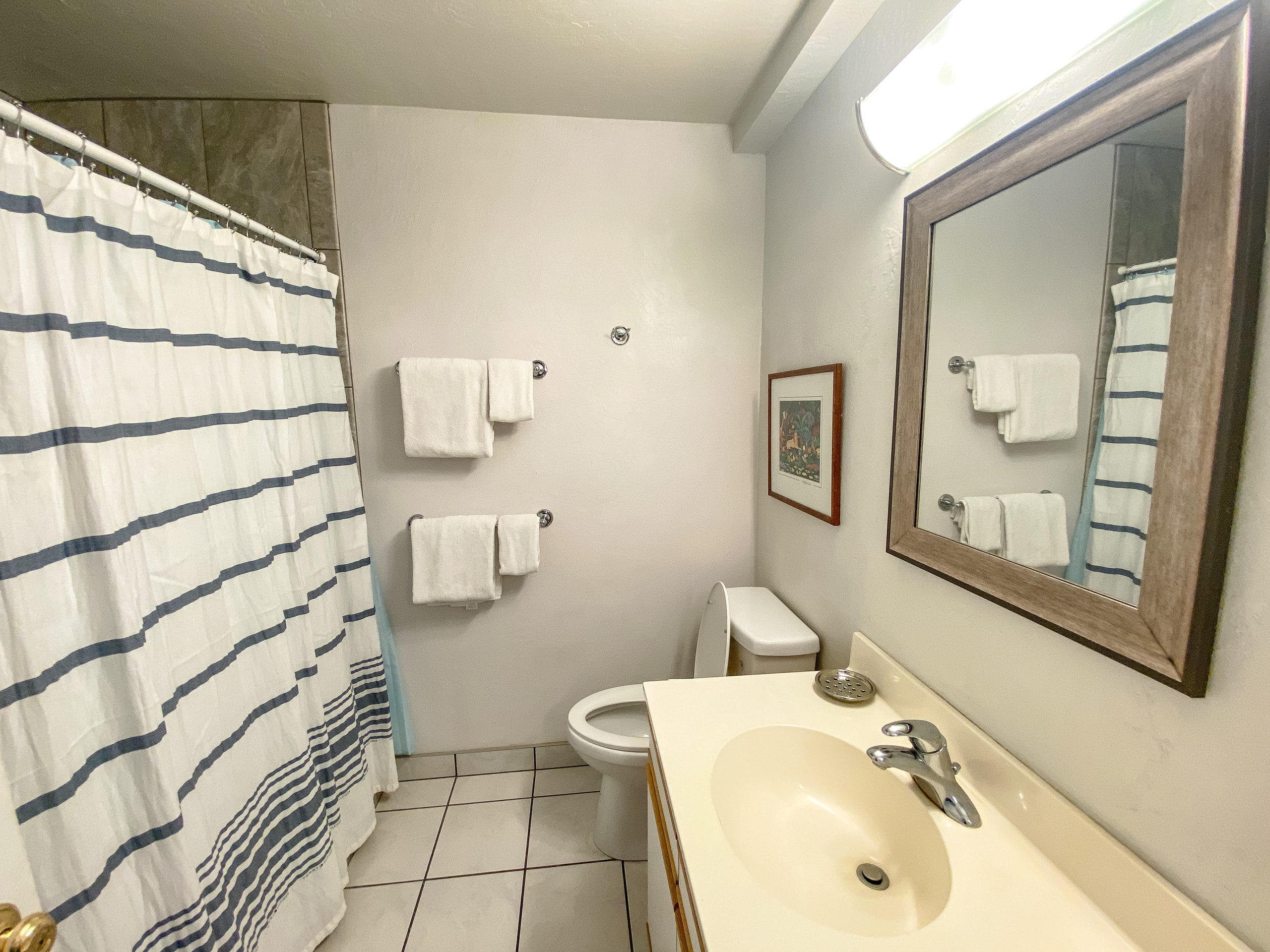 Condo in Kihei · ★4.68 · 2 bedrooms · 5 beds · No bathroom - Image 10
