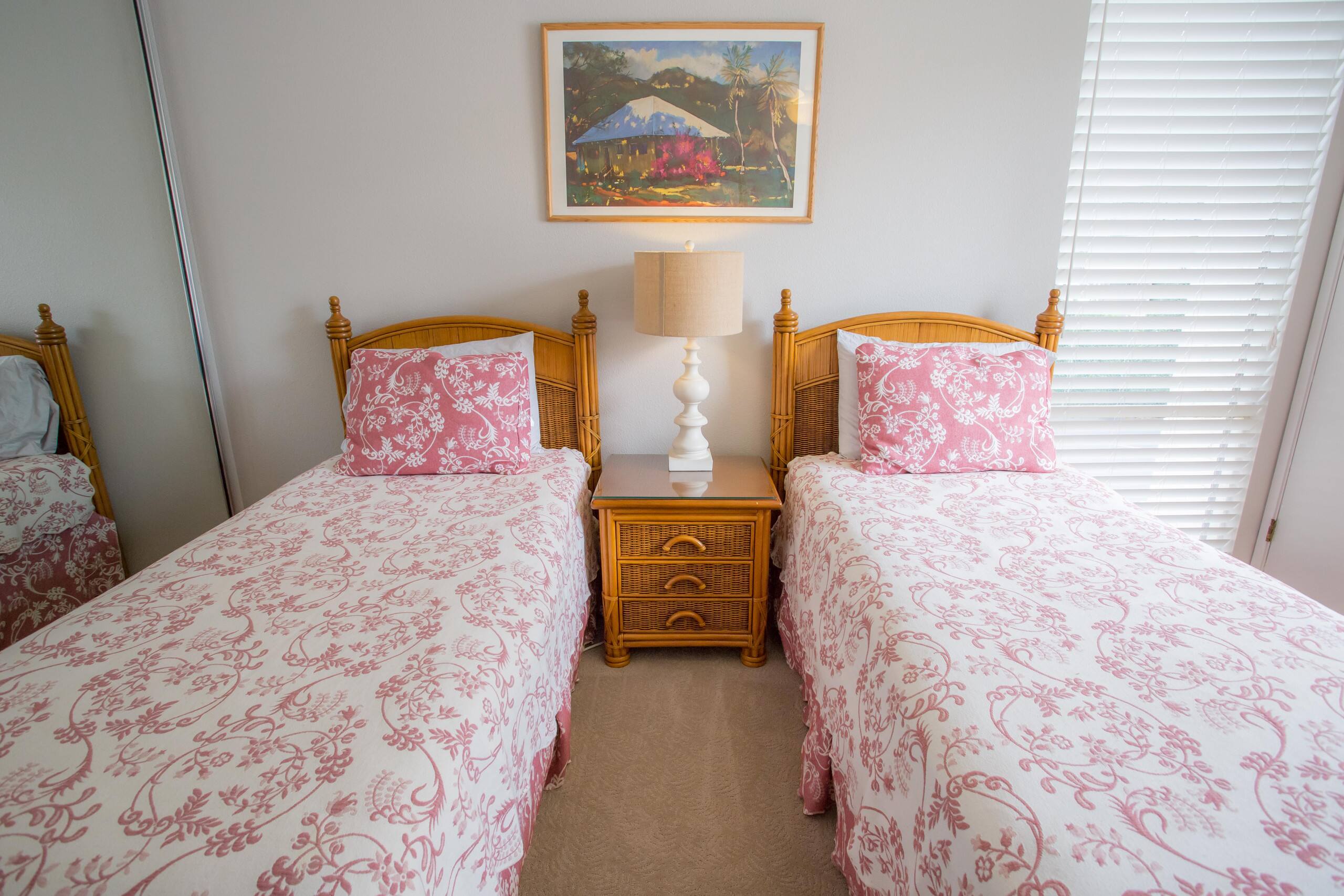 Condo in Kihei · ★4.5 · 2 bedrooms · 4 beds · No bathroom - Image 11