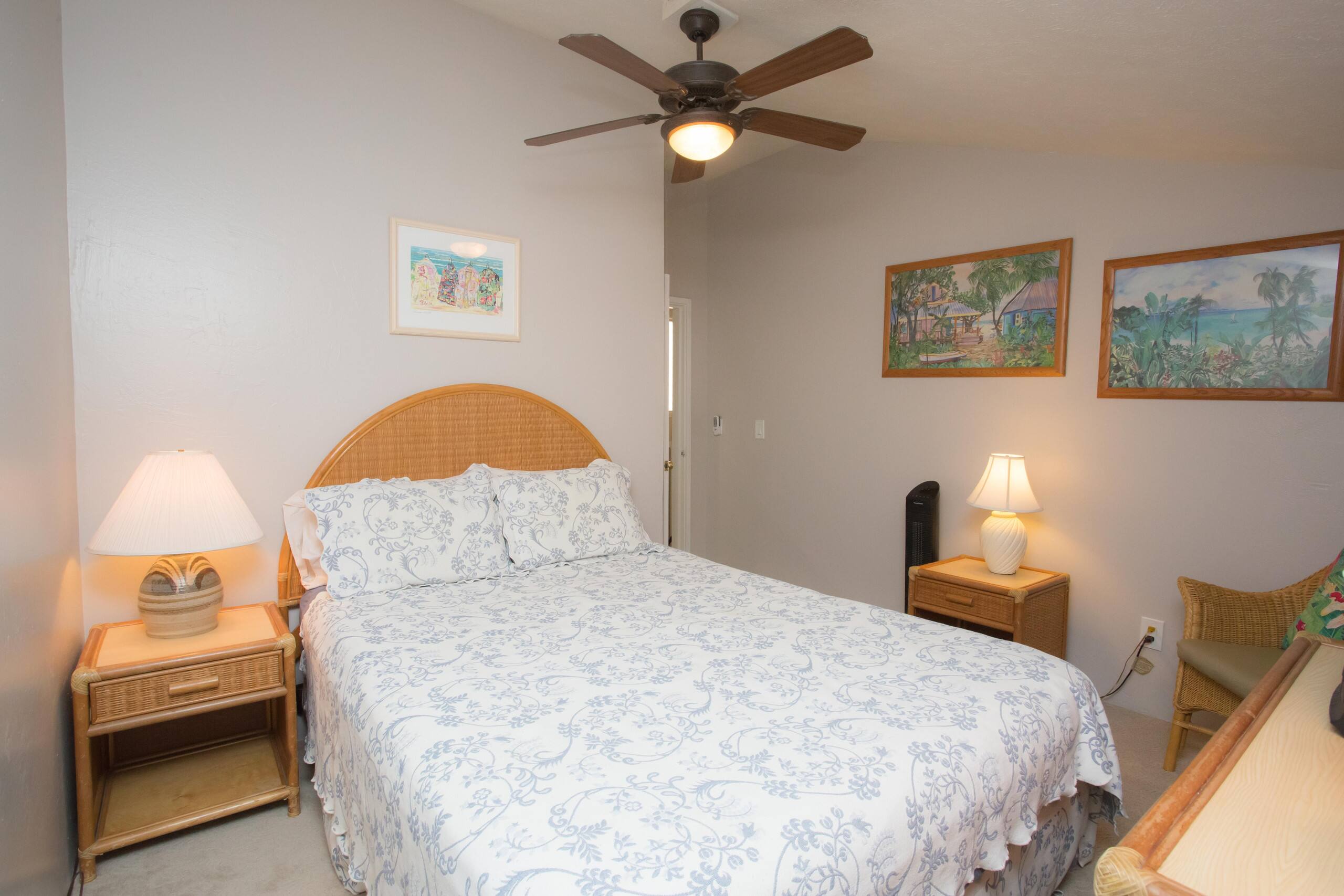 Condo in Kihei · ★4.5 · 2 bedrooms · 4 beds · No bathroom - Image 13