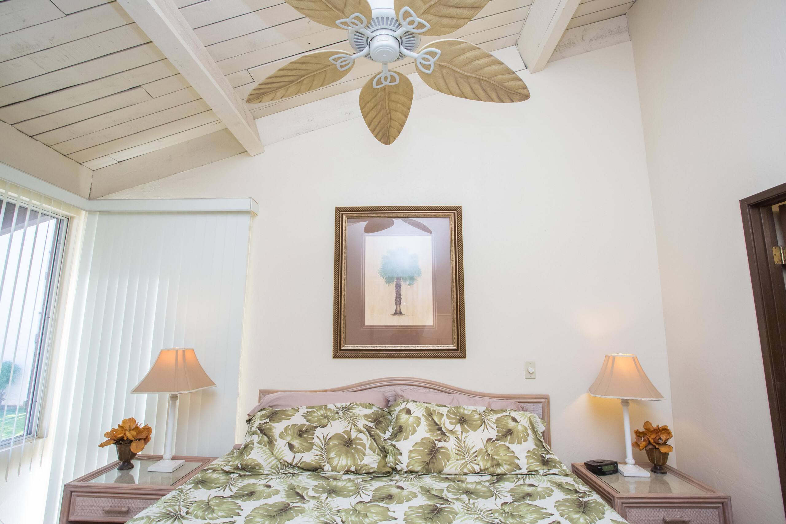 Condo in Kihei · ★4.55 · 2 bedrooms · 4 beds · No bathroom - Image 48