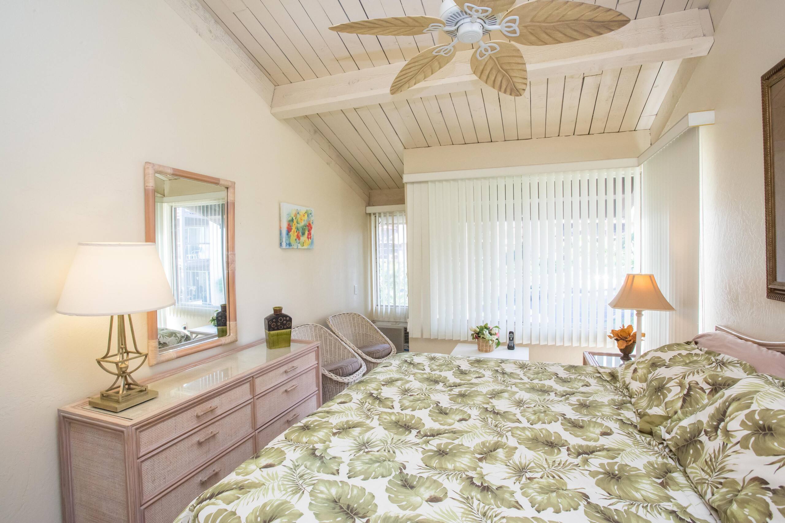 Condo in Kihei · ★4.55 · 2 bedrooms · 4 beds · No bathroom - Image 46