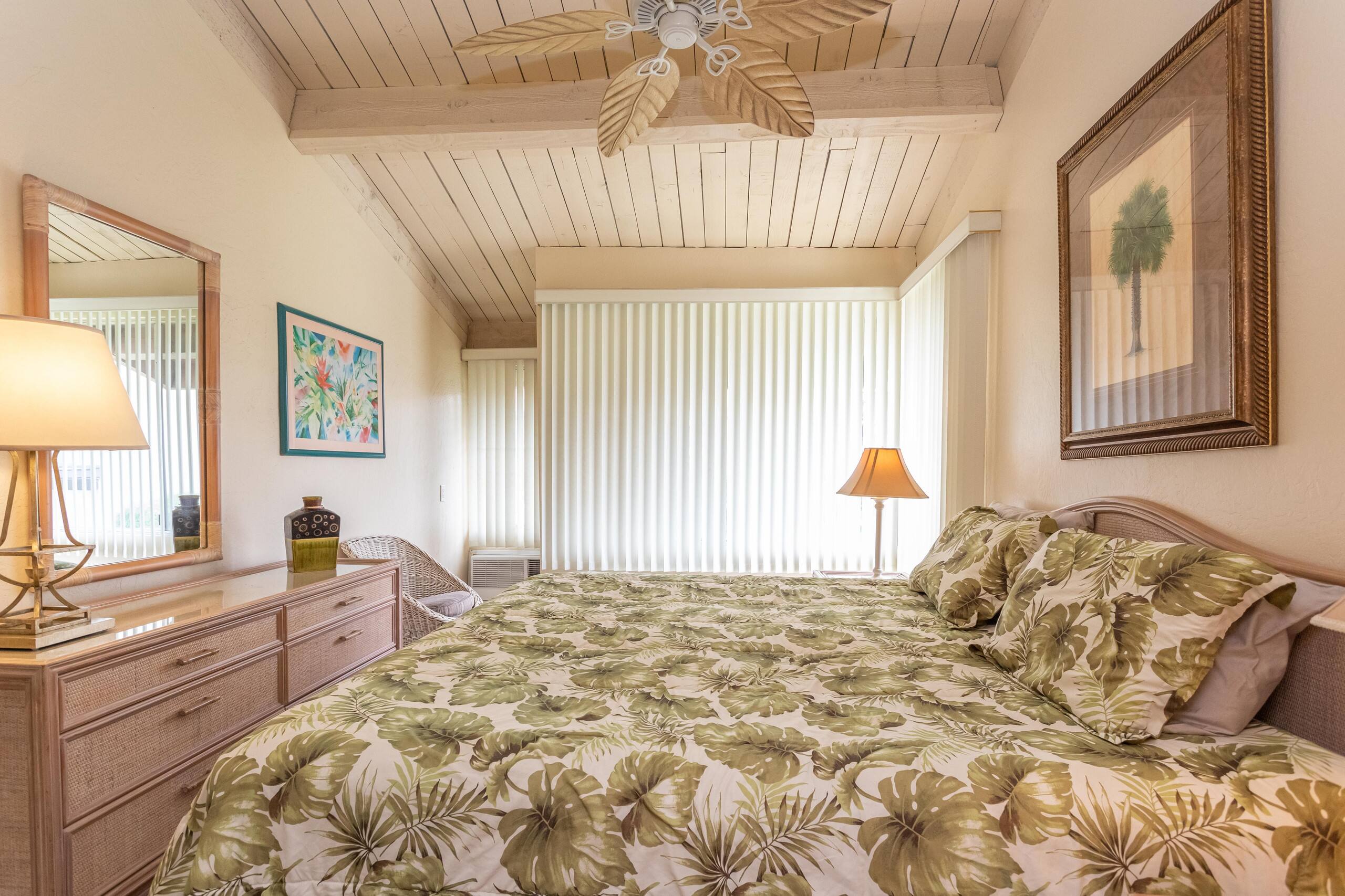 Condo in Kihei · ★4.55 · 2 bedrooms · 4 beds · No bathroom - Image 51