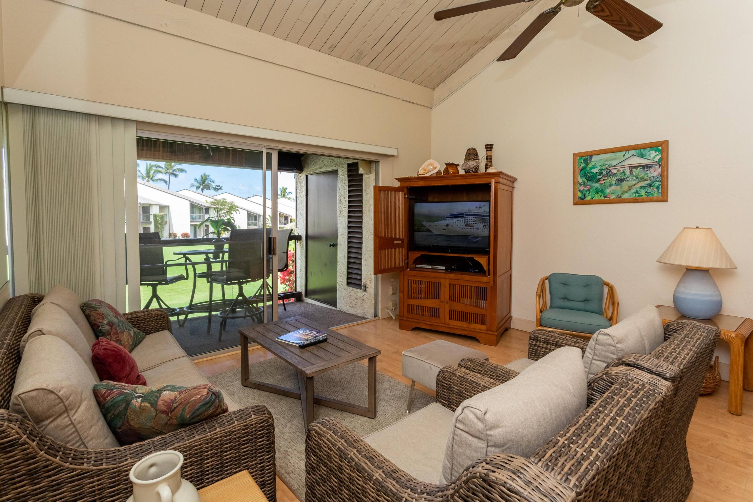 Condo in Kihei · ★4.55 · 2 bedrooms · 4 beds · No bathroom - Image 13