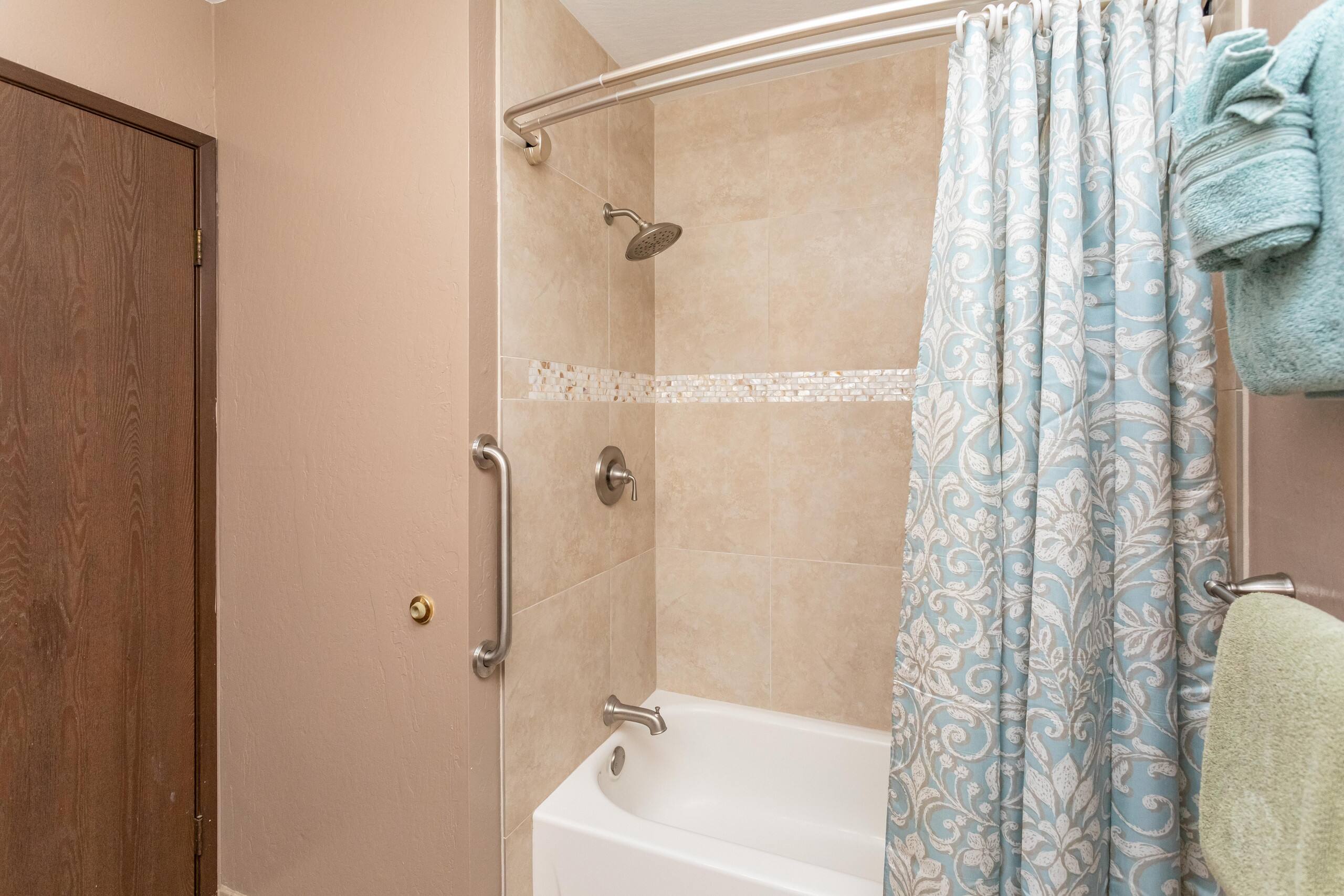 Condo in Kihei · ★4.55 · 2 bedrooms · 4 beds · No bathroom - Image 33