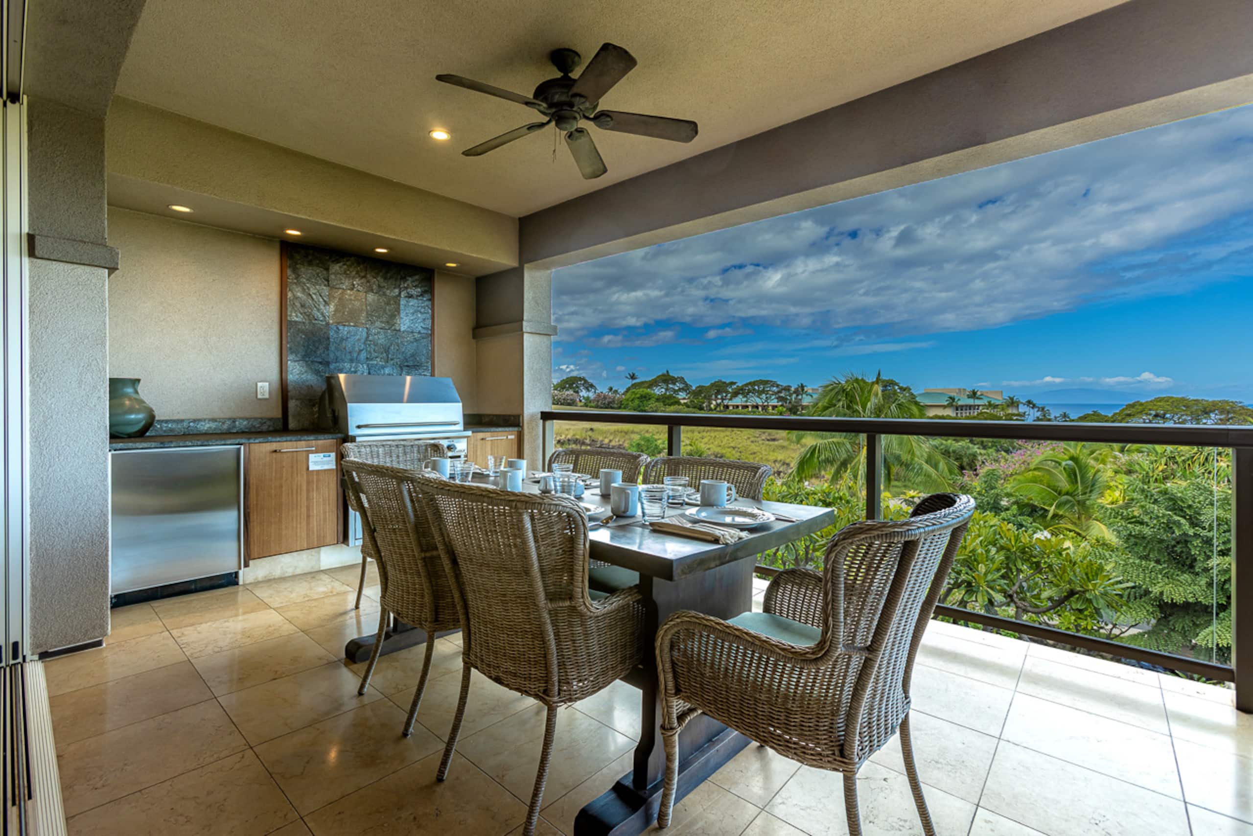 Townhouse in Kihei · ★4.97 · 3 bedrooms · 4 beds · 3.5 baths - Image 23