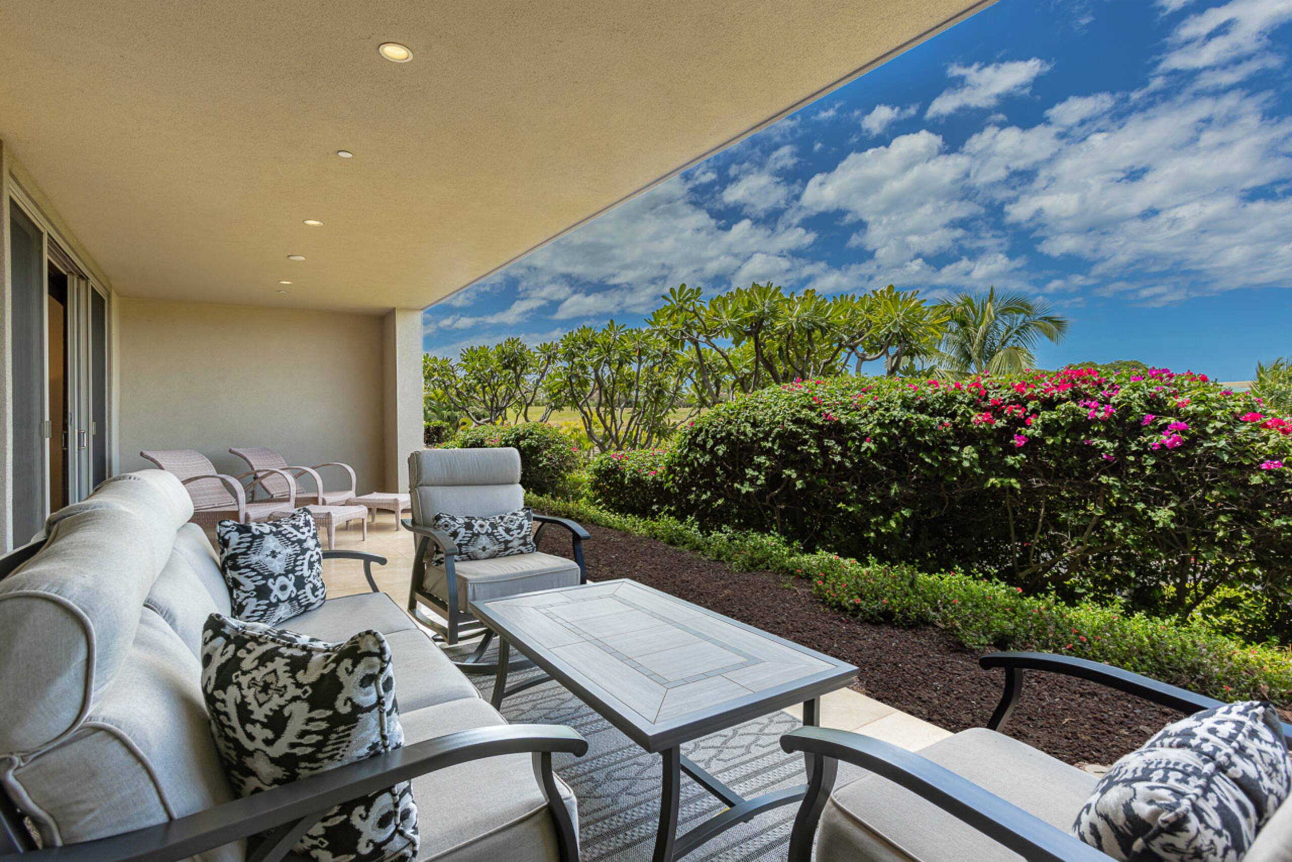 Townhouse in Kihei · ★4.97 · 3 bedrooms · 4 beds · 3.5 baths - Image 44