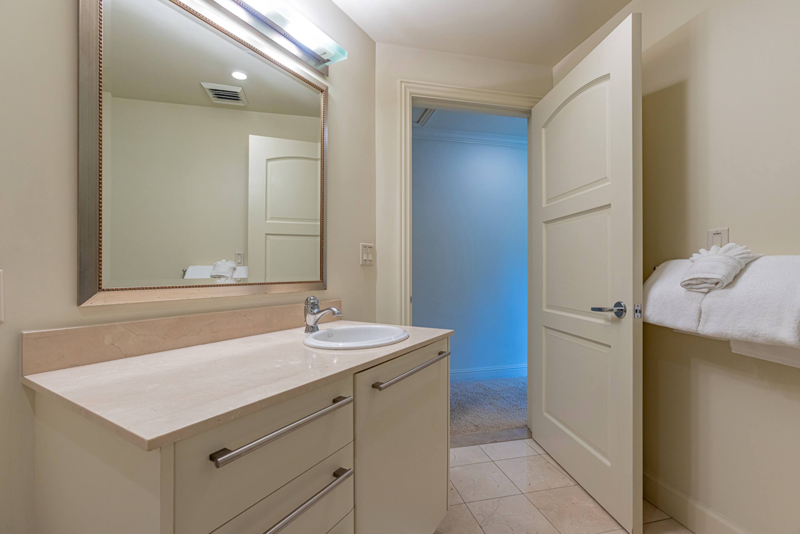 Townhouse in Kihei · ★4.97 · 3 bedrooms · 4 beds · 3.5 baths - Image 47