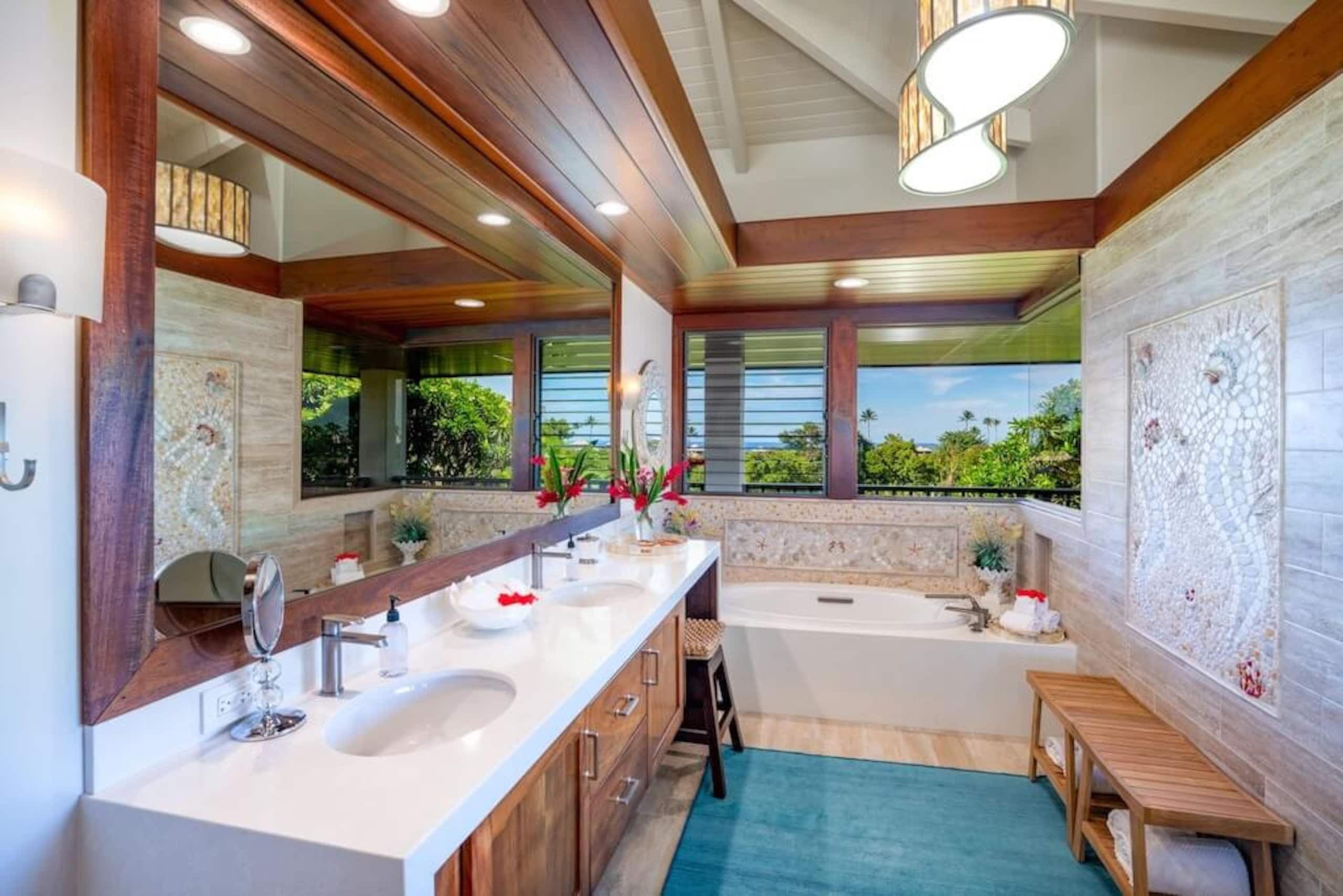 Home in Princeville · ★4.89 · 4 bedrooms · 5 beds · 4 private baths - Image 22