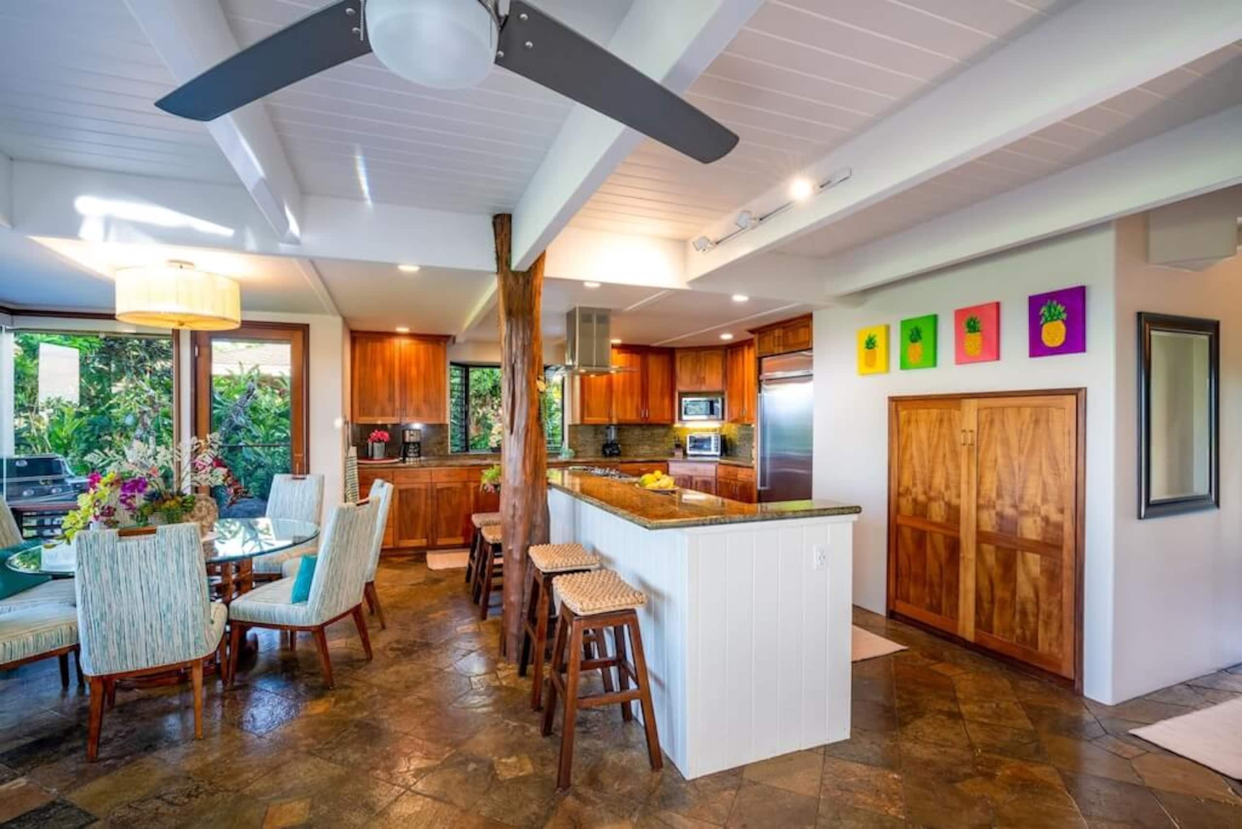 Home in Princeville · ★4.89 · 4 bedrooms · 5 beds · 4 private baths - Image 6