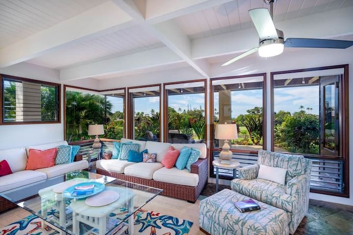Sunlit Luxe Home ~ Ocean Vista + Sunsets + Full AC gallery image 3
