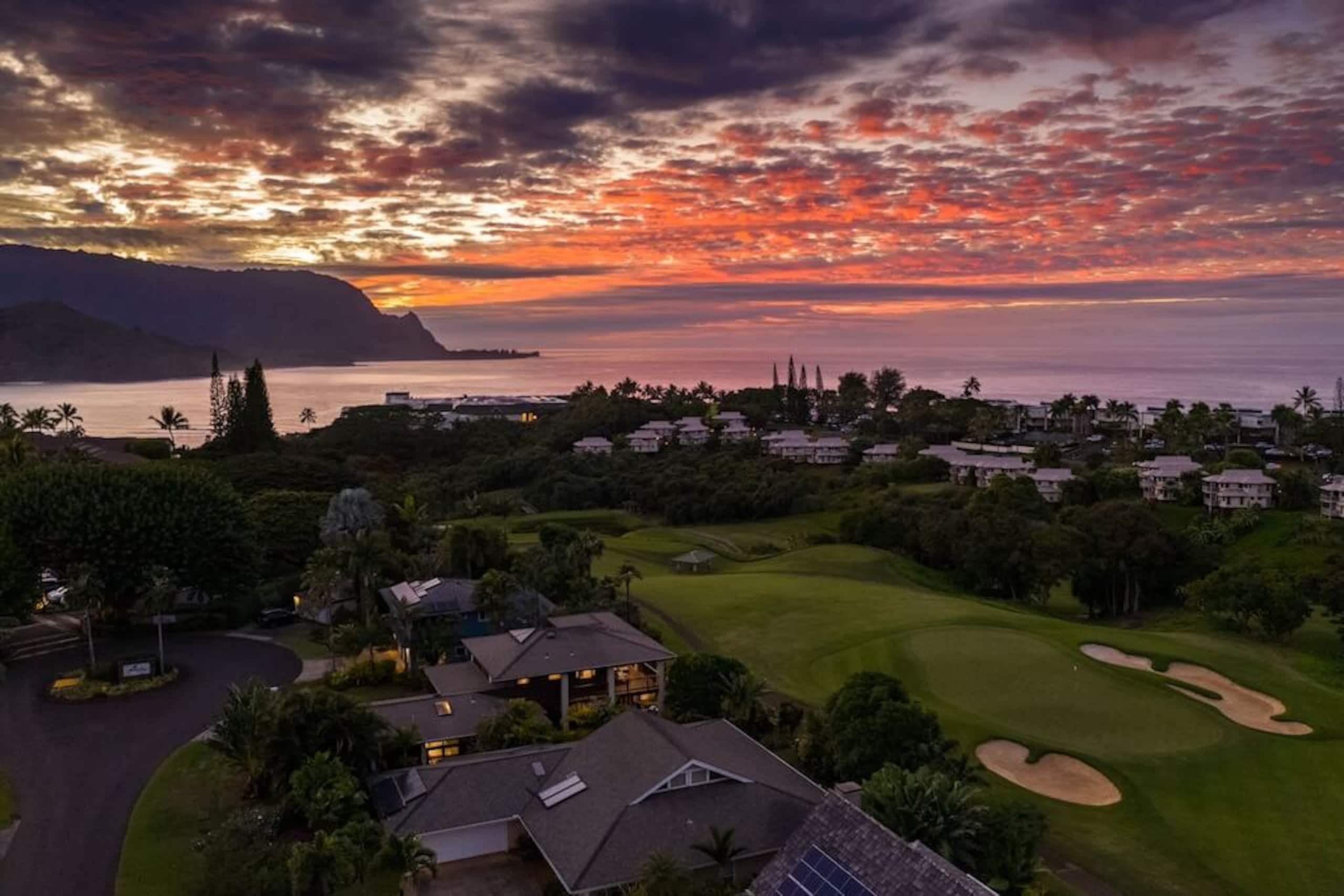 Home in Princeville · ★4.89 · 4 bedrooms · 5 beds · 4 private baths - Image 48