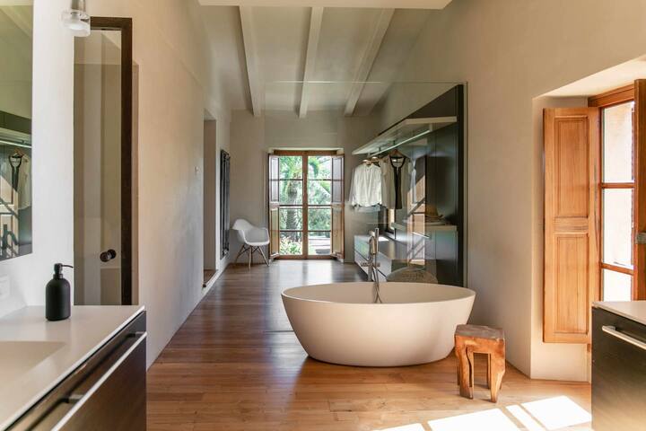 Premier Villa Rental in Mallorca | Es Barranc Vell gallery image 2