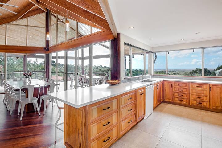 Views Of The Bay—A Tranquil Bushland Escape gallery image 5