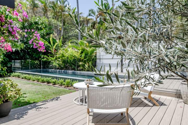 'Villa Ohana Pono' - Heated Pool, Rainforest Views