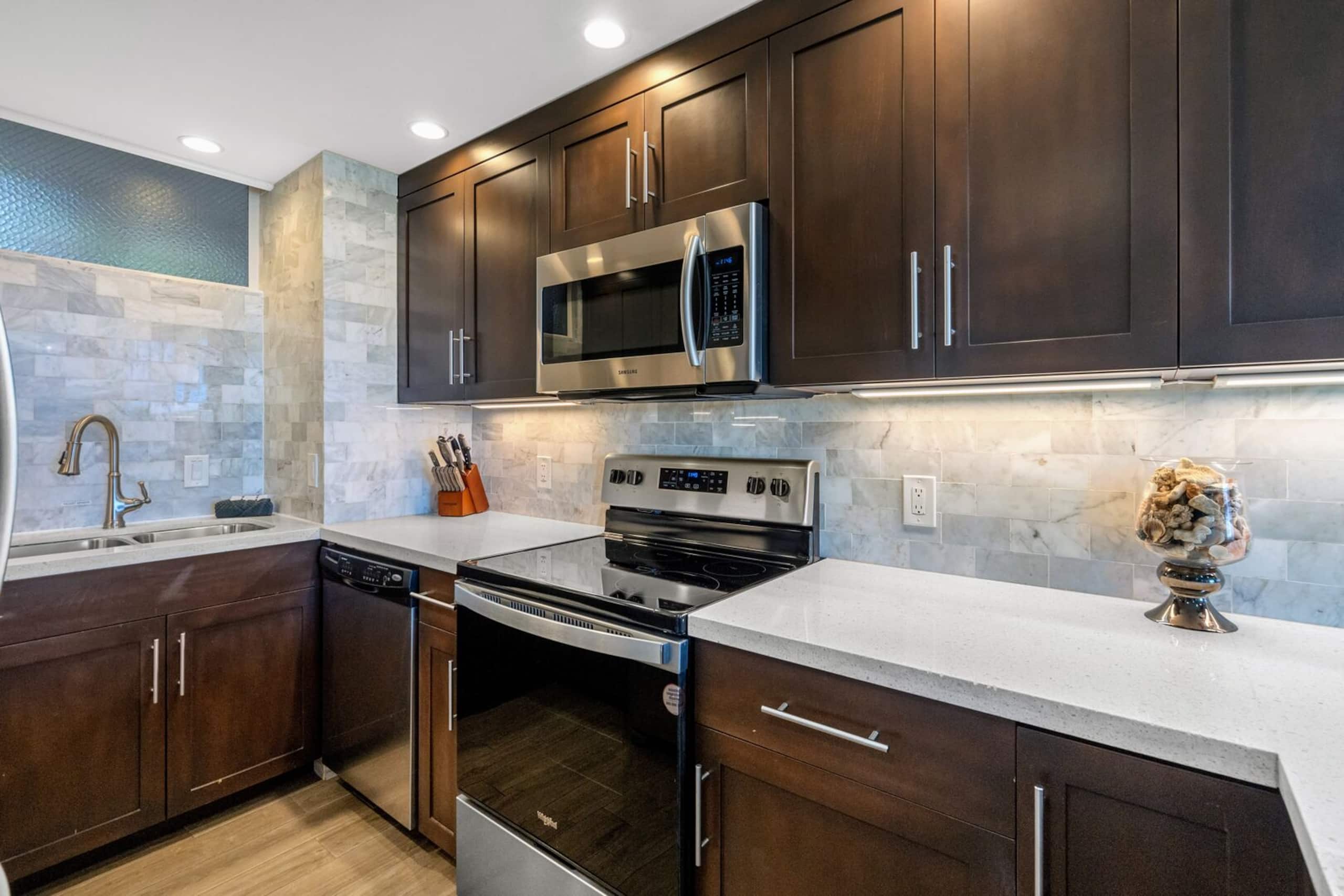 Condo in Kihei · ★4.73 · 2 bedrooms · 4 beds · 2 private baths - Image 8