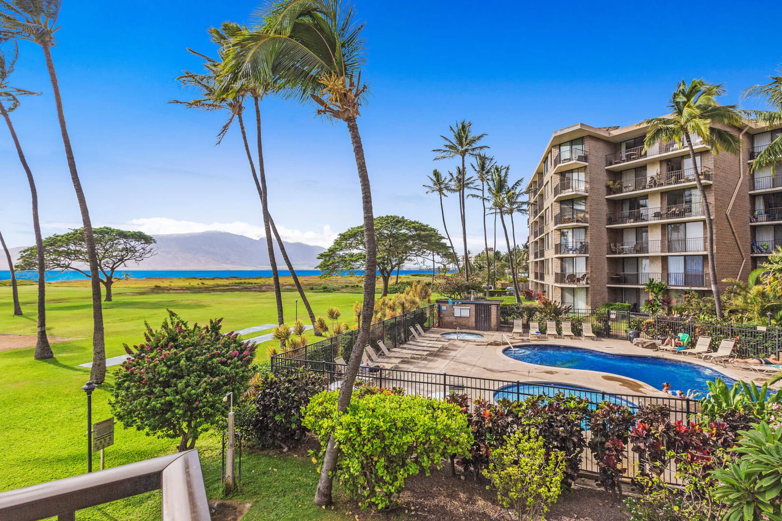 Condo in Kihei · ★4.73 · 2 bedrooms · 4 beds · 2 private baths - Image 17