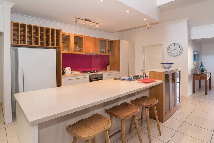 House 12 – It’s About Time Dunsborough gallery image 3