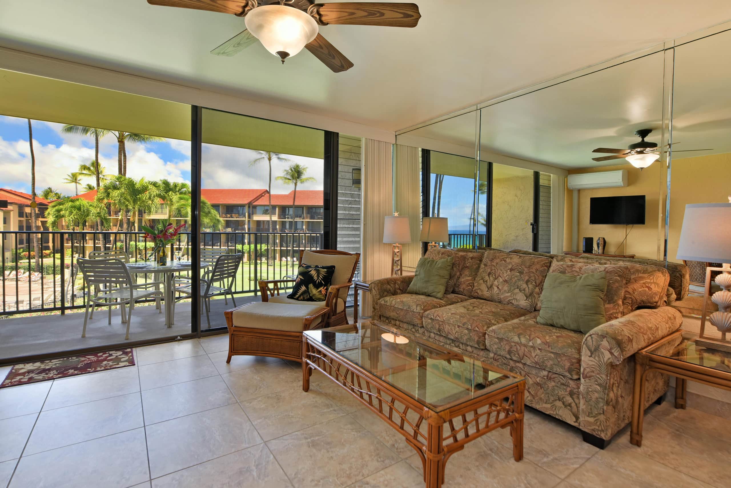 Condo in Lahaina · ★4.83 · 1 bedroom · 2 beds · 1 bath - Image 29