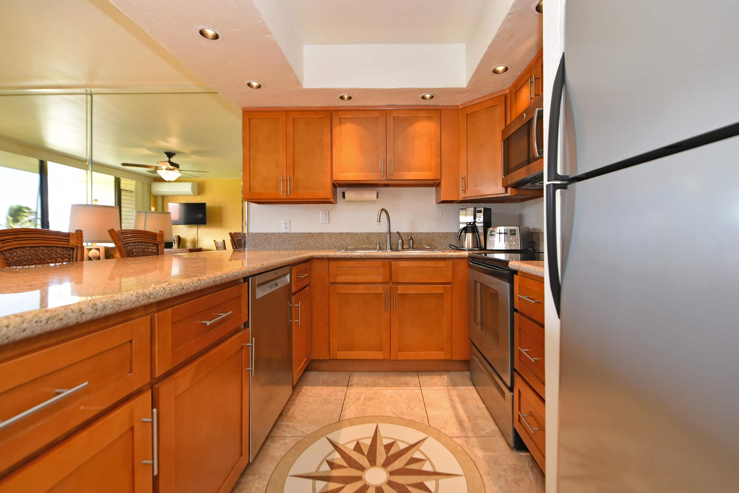 Condo in Lahaina · ★4.83 · 1 bedroom · 2 beds · 1 bath - Image 6